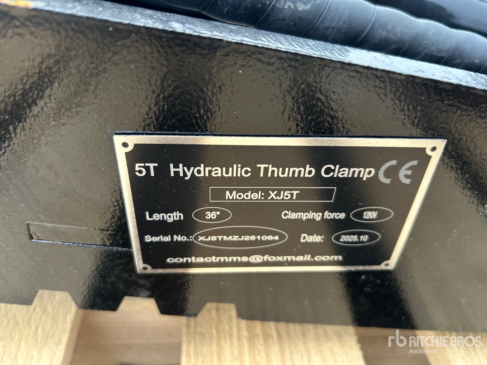 General Appearance with Seriennummer / FIN