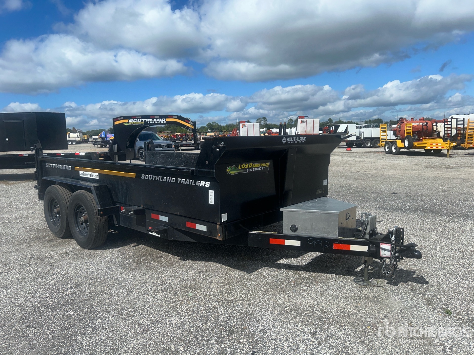 Aspect général with Image, coin avant droit