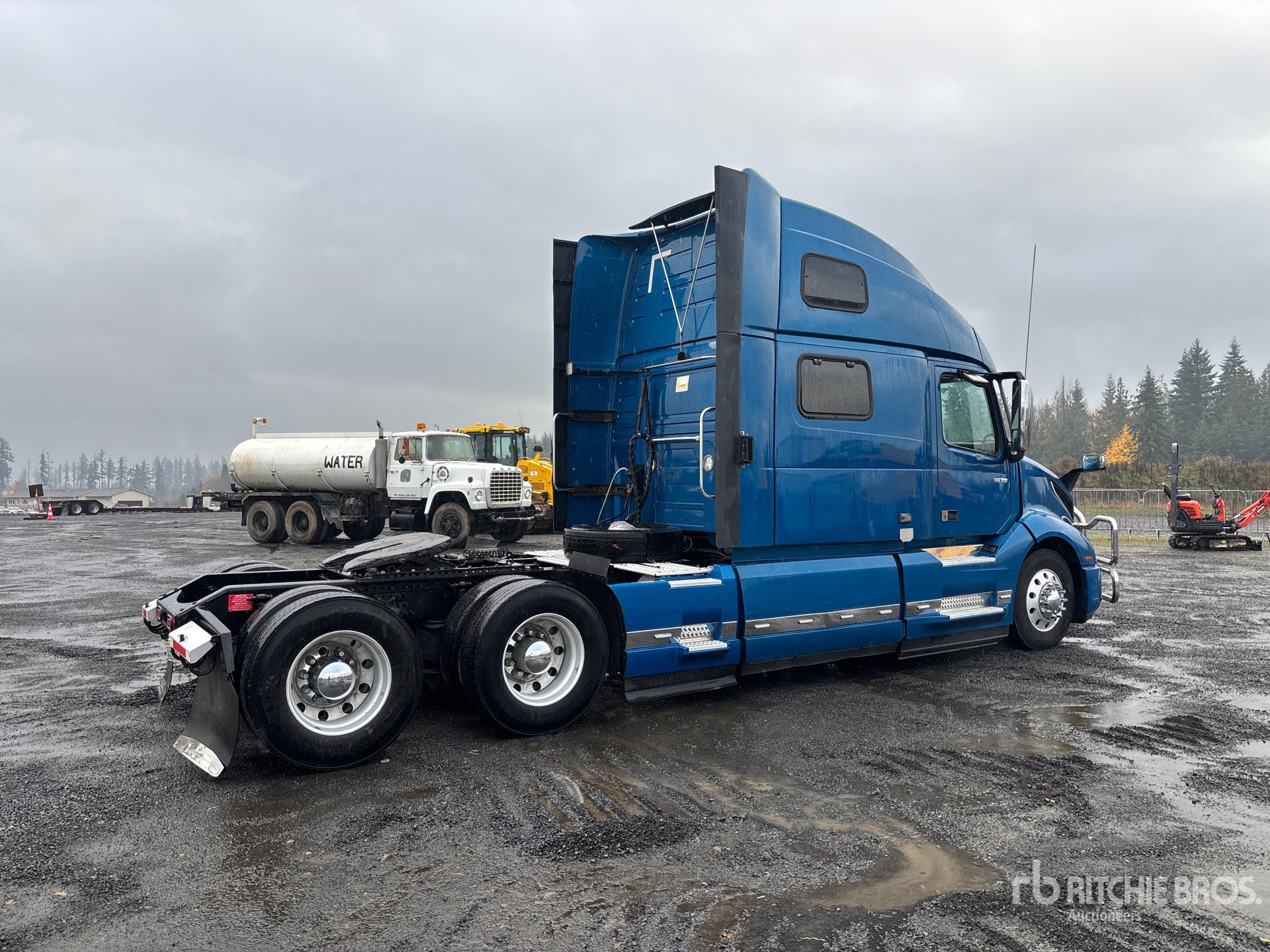 General Appearance with Imagen: esquina trasera derecha