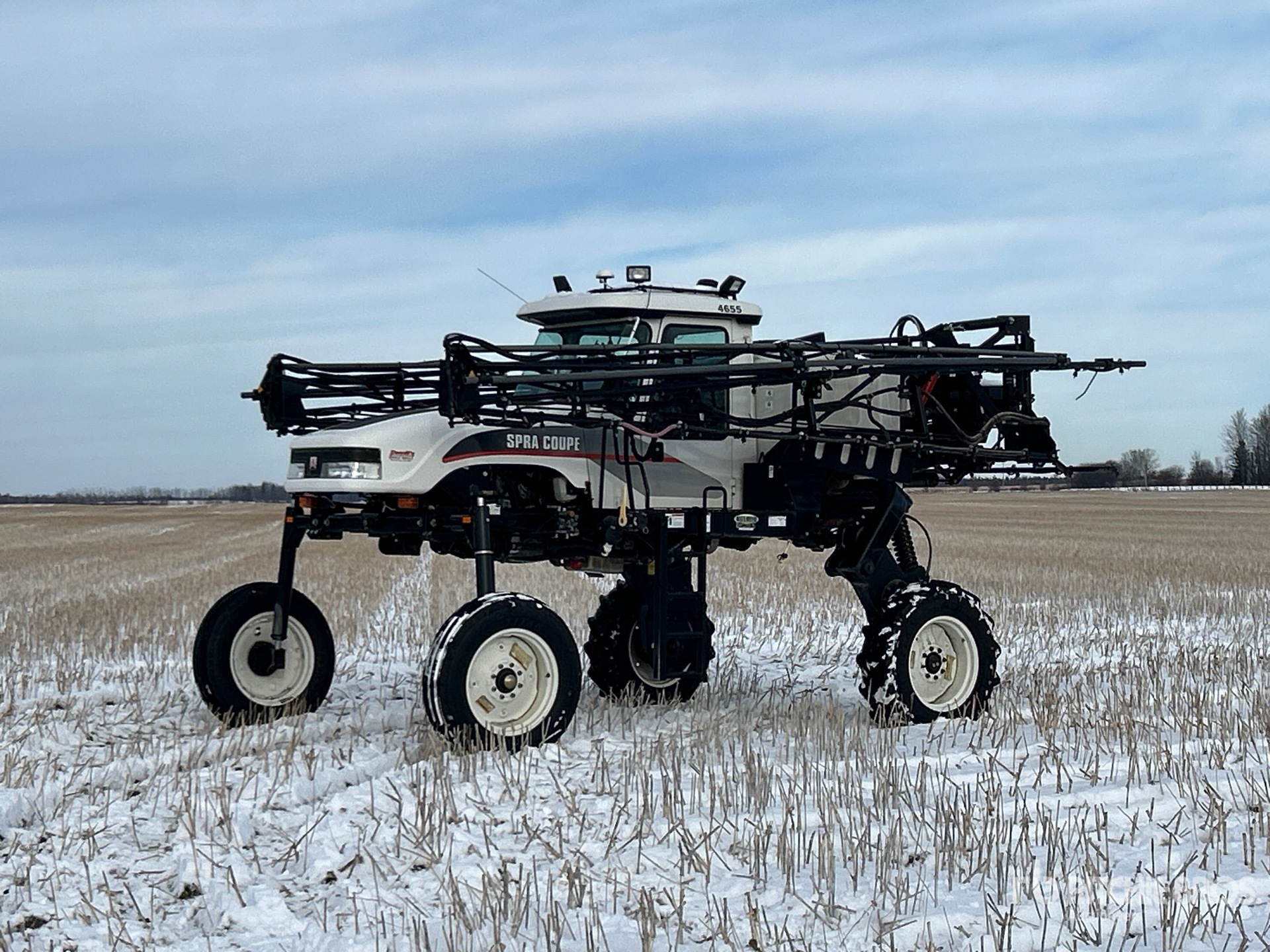 General Appearance with Foto, angolo anteriore sinistro