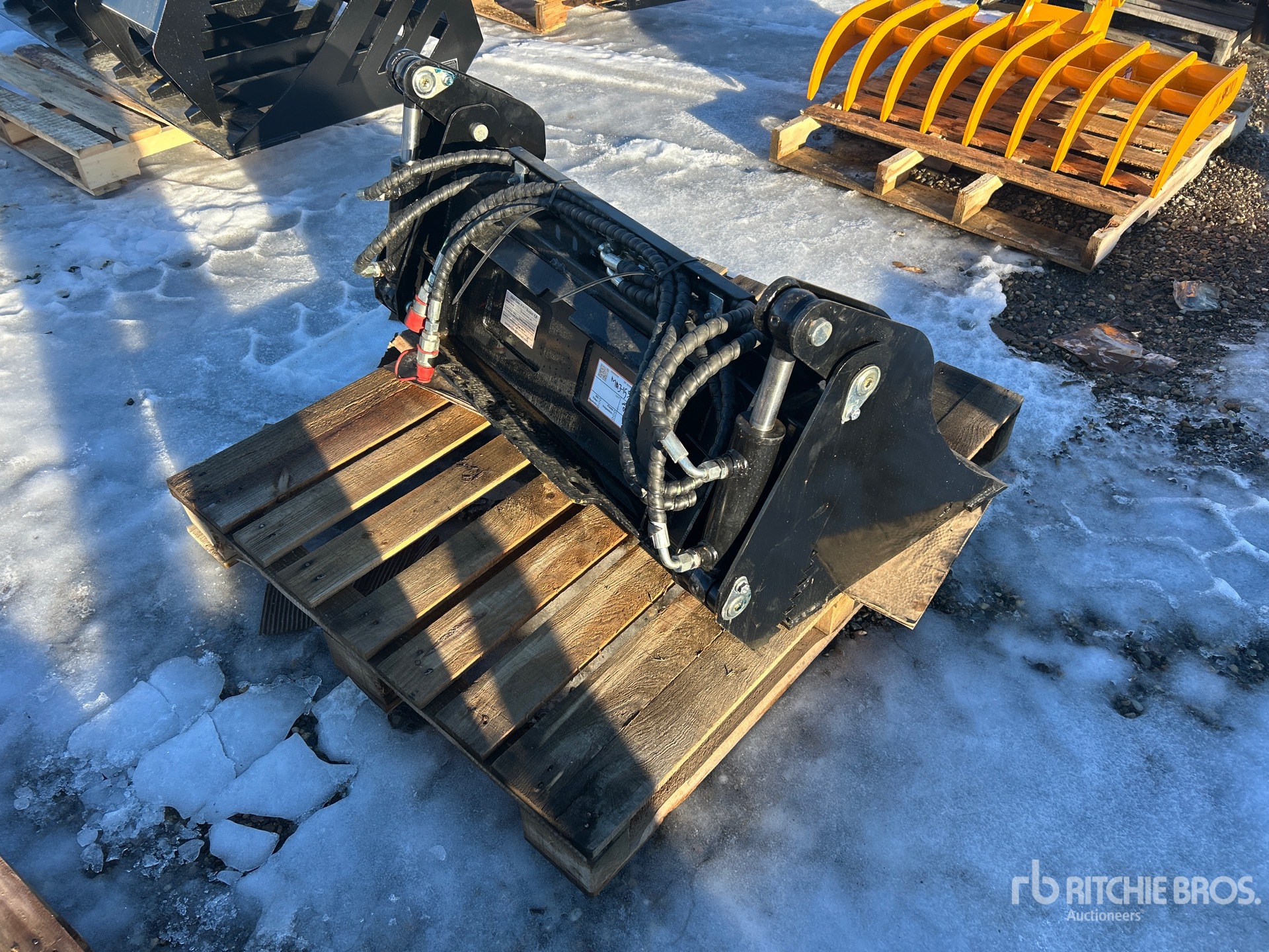 General Appearance with Bild, Ecke hinten rechts