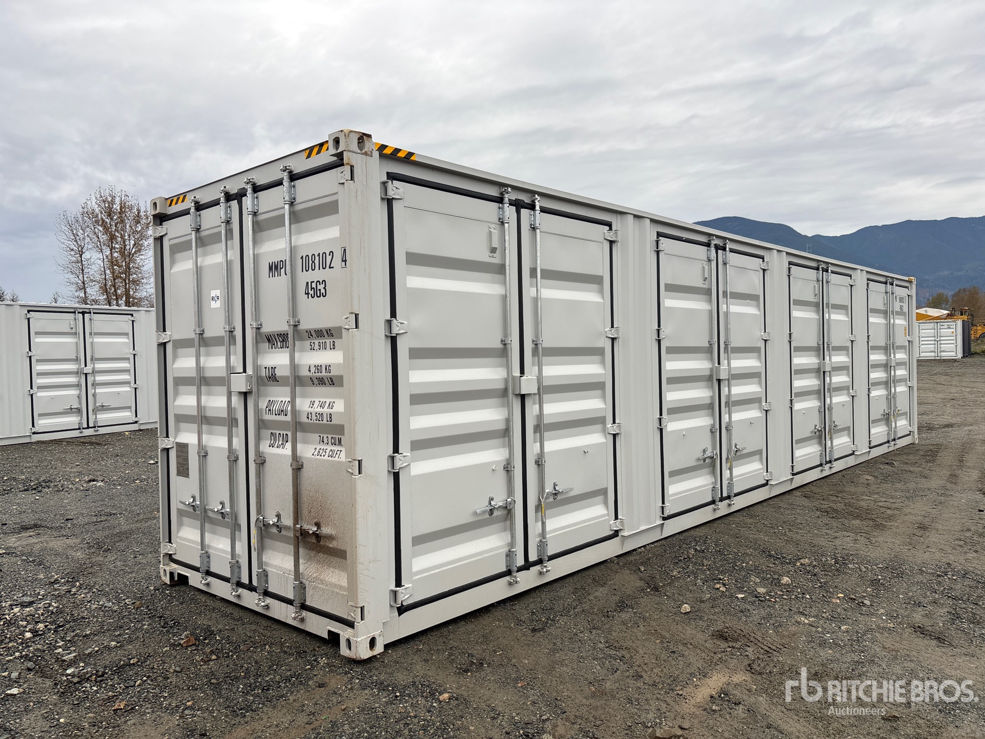 General Appearance with Bild, Ecke vorne links