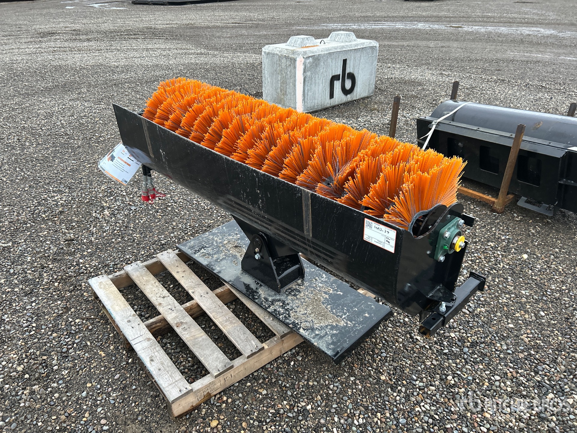 General Appearance with Image, coin avant gauche