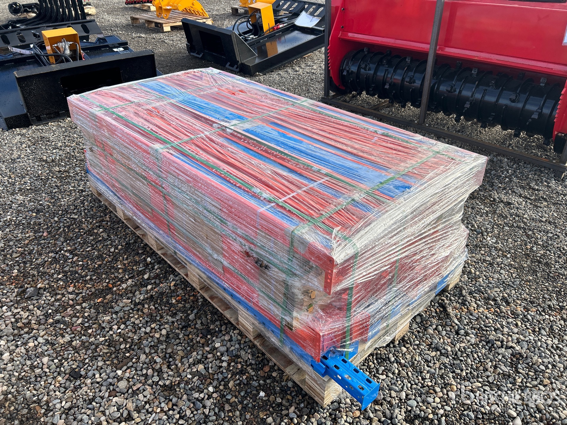 General Appearance with Bild, Ecke hinten rechts