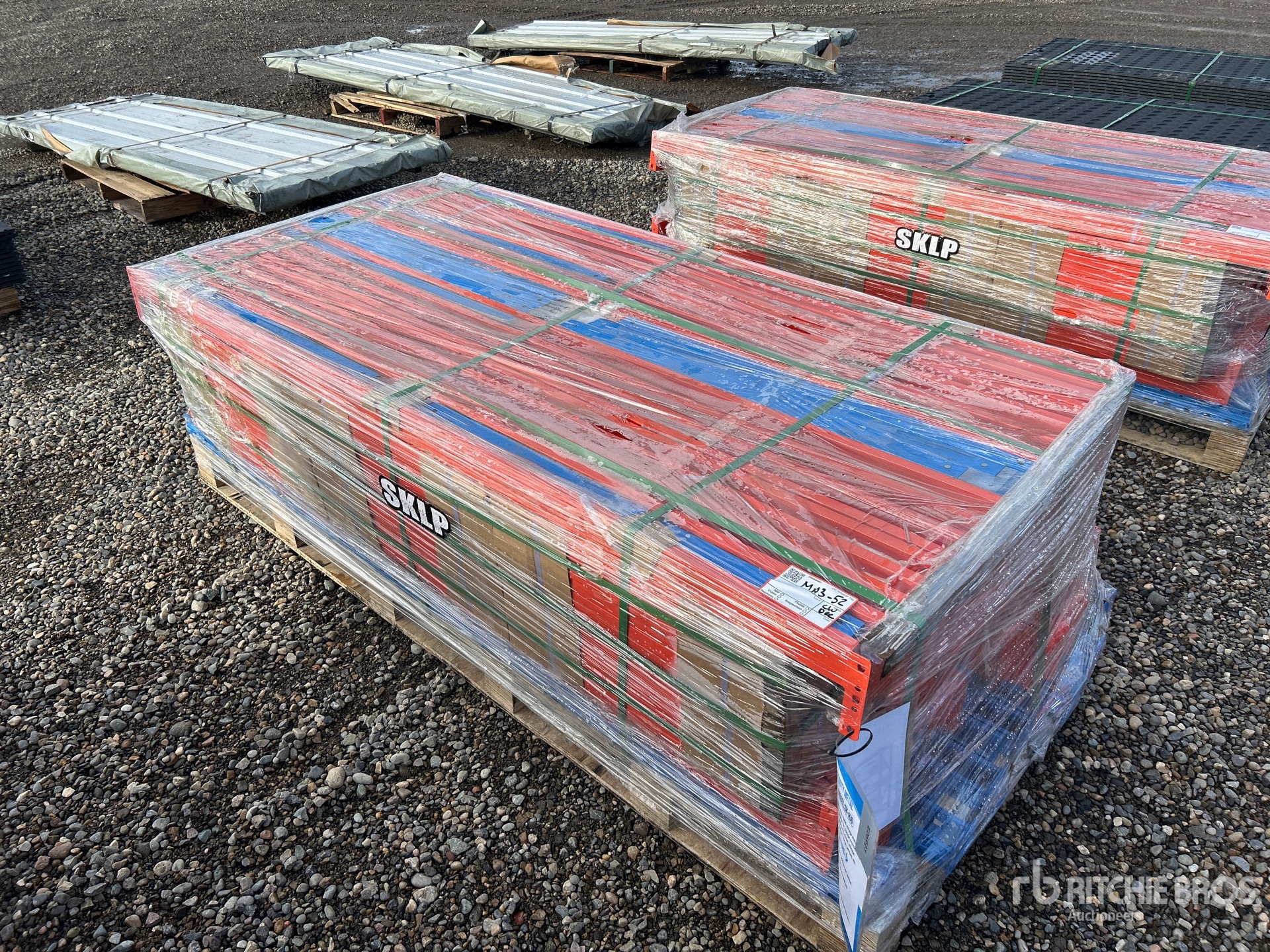 General Appearance with Bild, Ecke vorne links