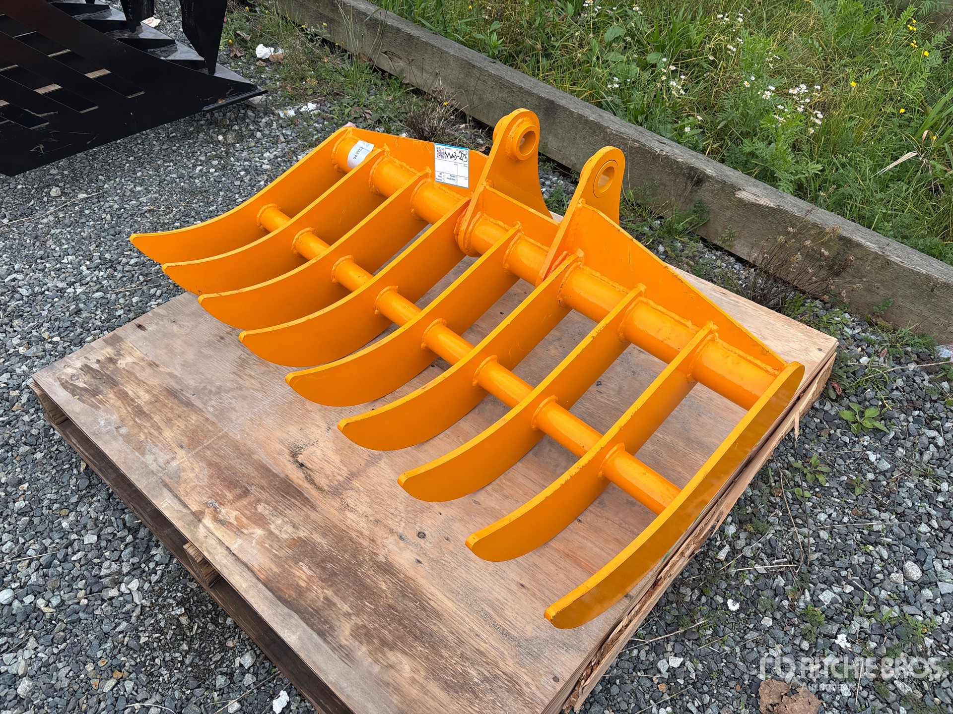 General Appearance with Image, coin avant gauche