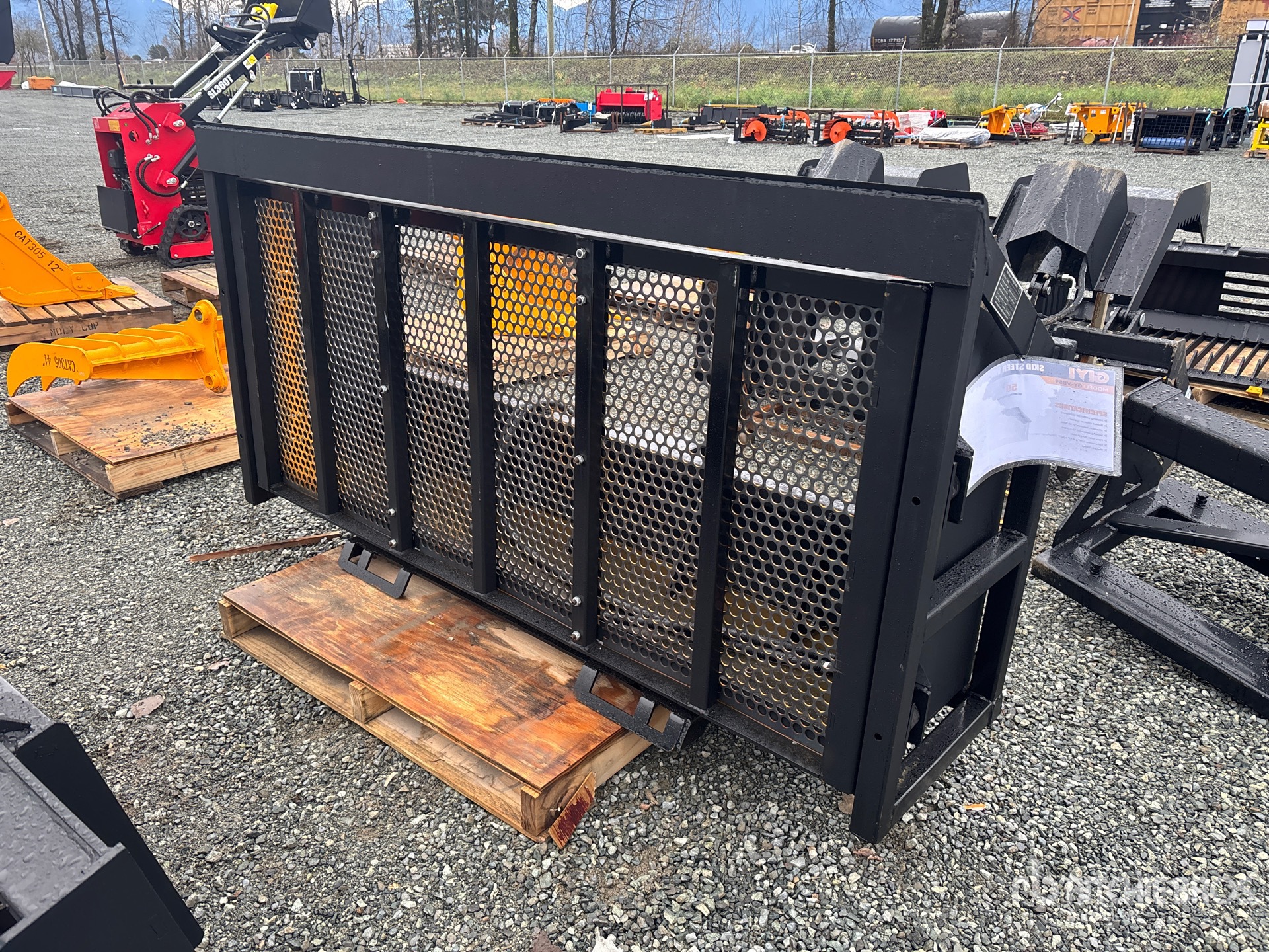 General Appearance with Picture, Left Front Corner