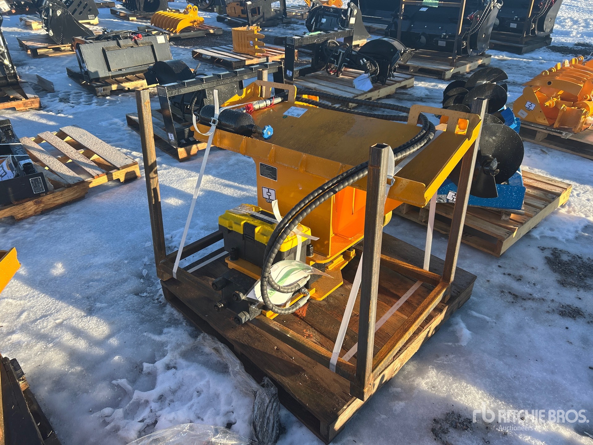 General Appearance with Foto, angolo anteriore sinistro