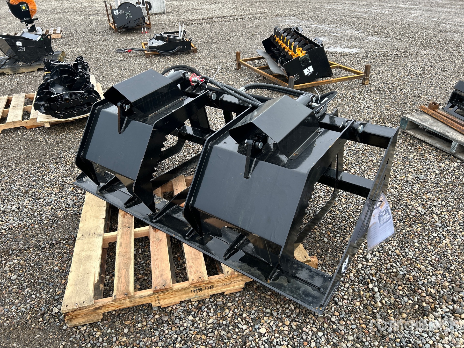 General Appearance with Image, coin avant gauche