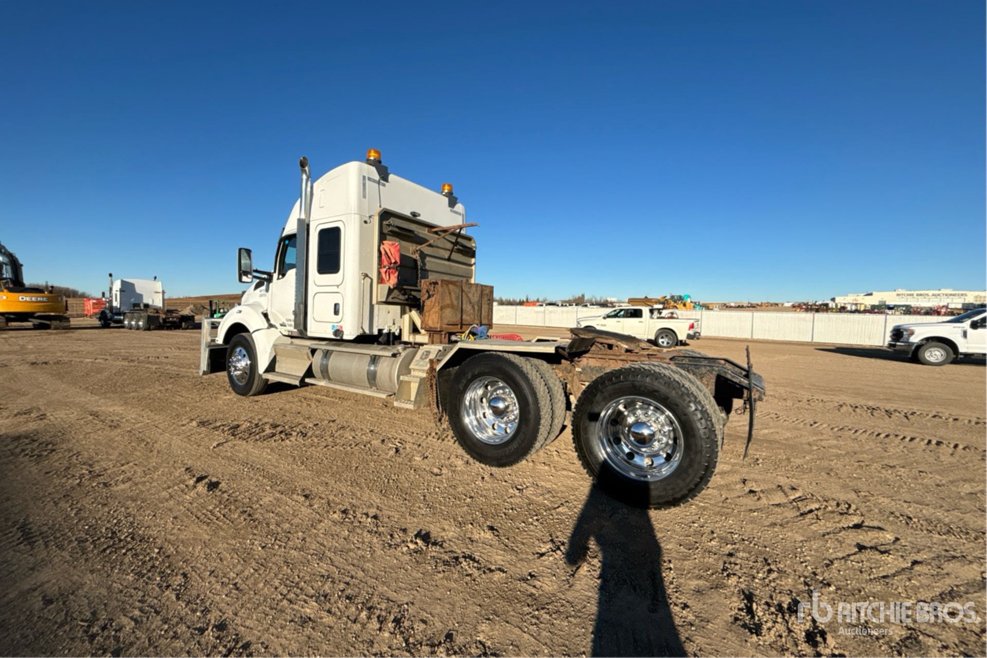 General Appearance with Picture, Left Rear Corner