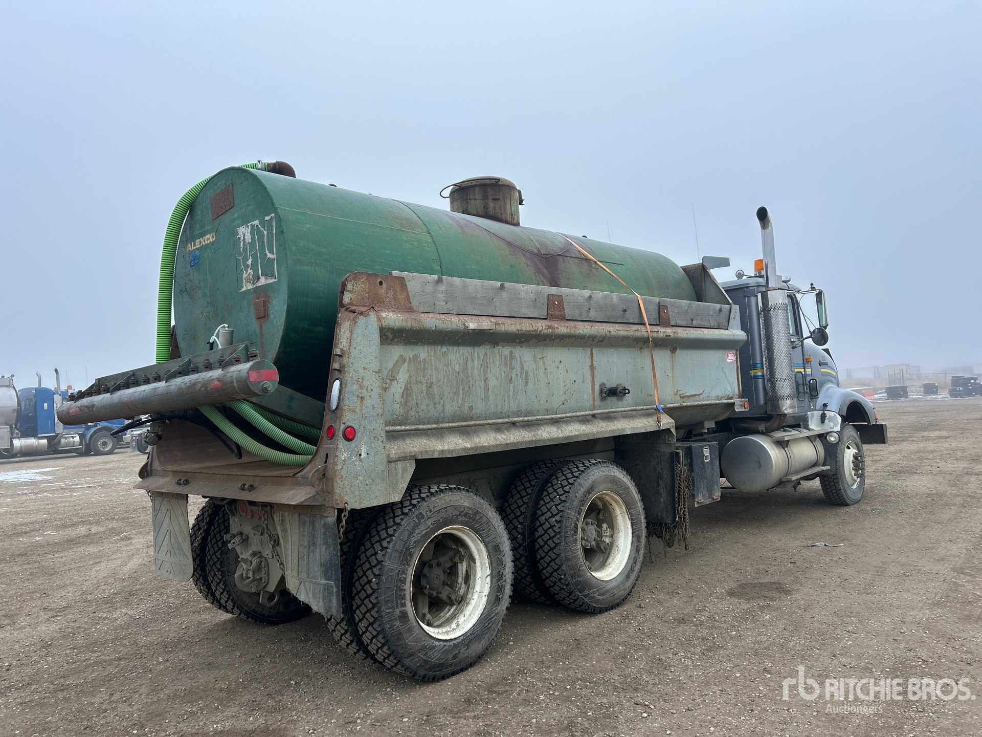 General Appearance with Bild, Ecke hinten rechts