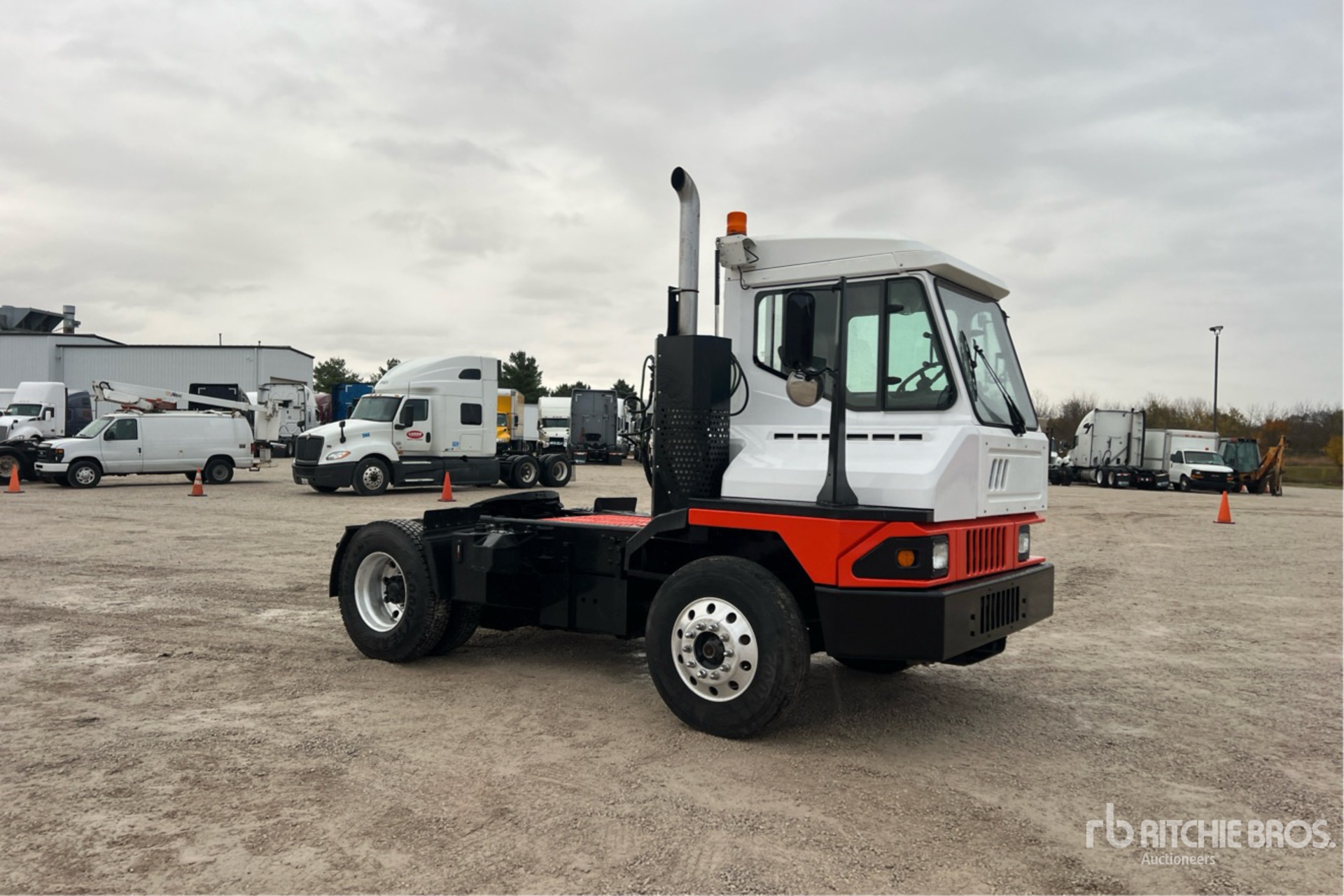 General Appearance with Foto, angolo anteriore destro