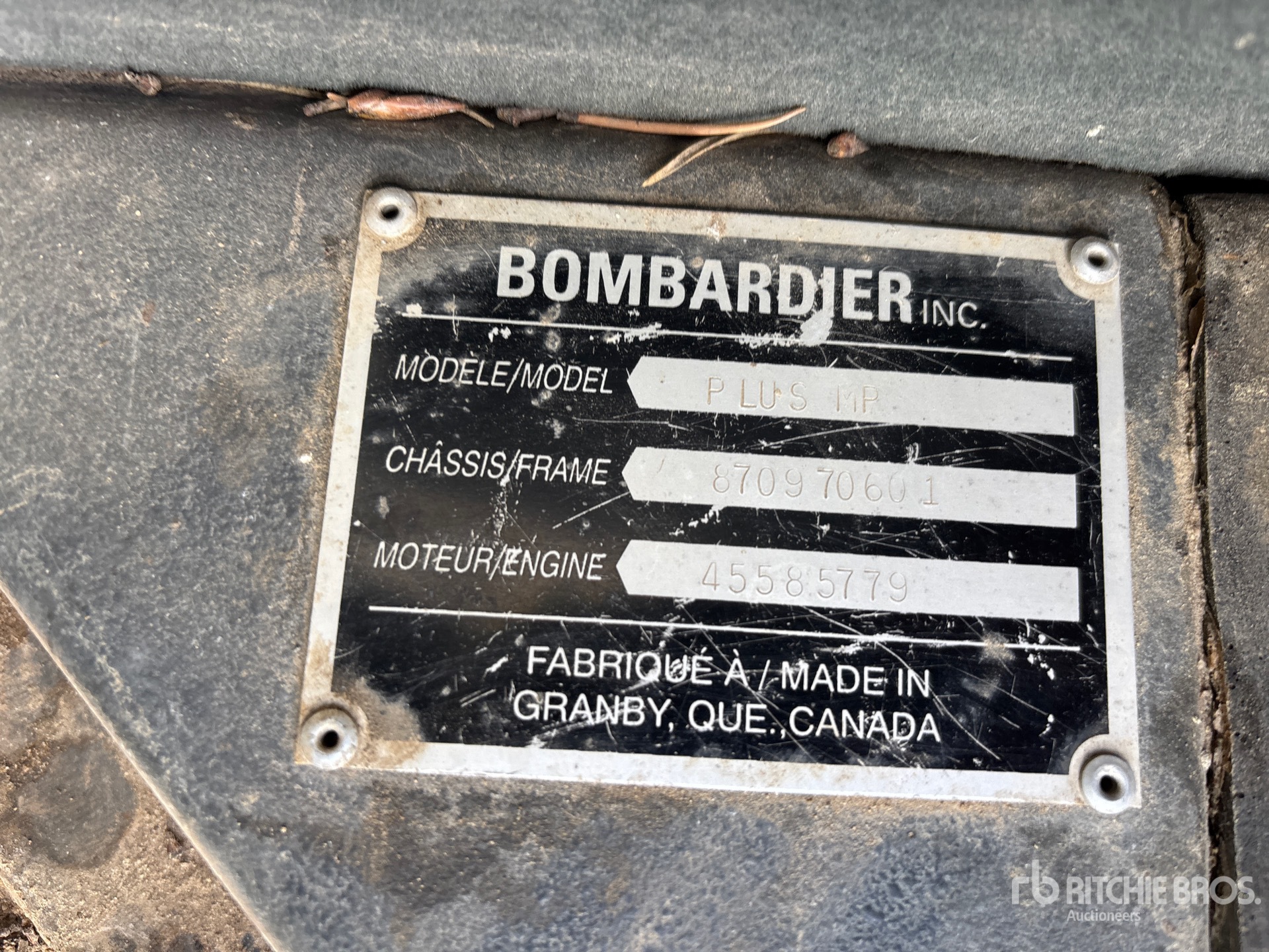 General Appearance with Numéro de série/Numéro d'identification du véhicule automobile