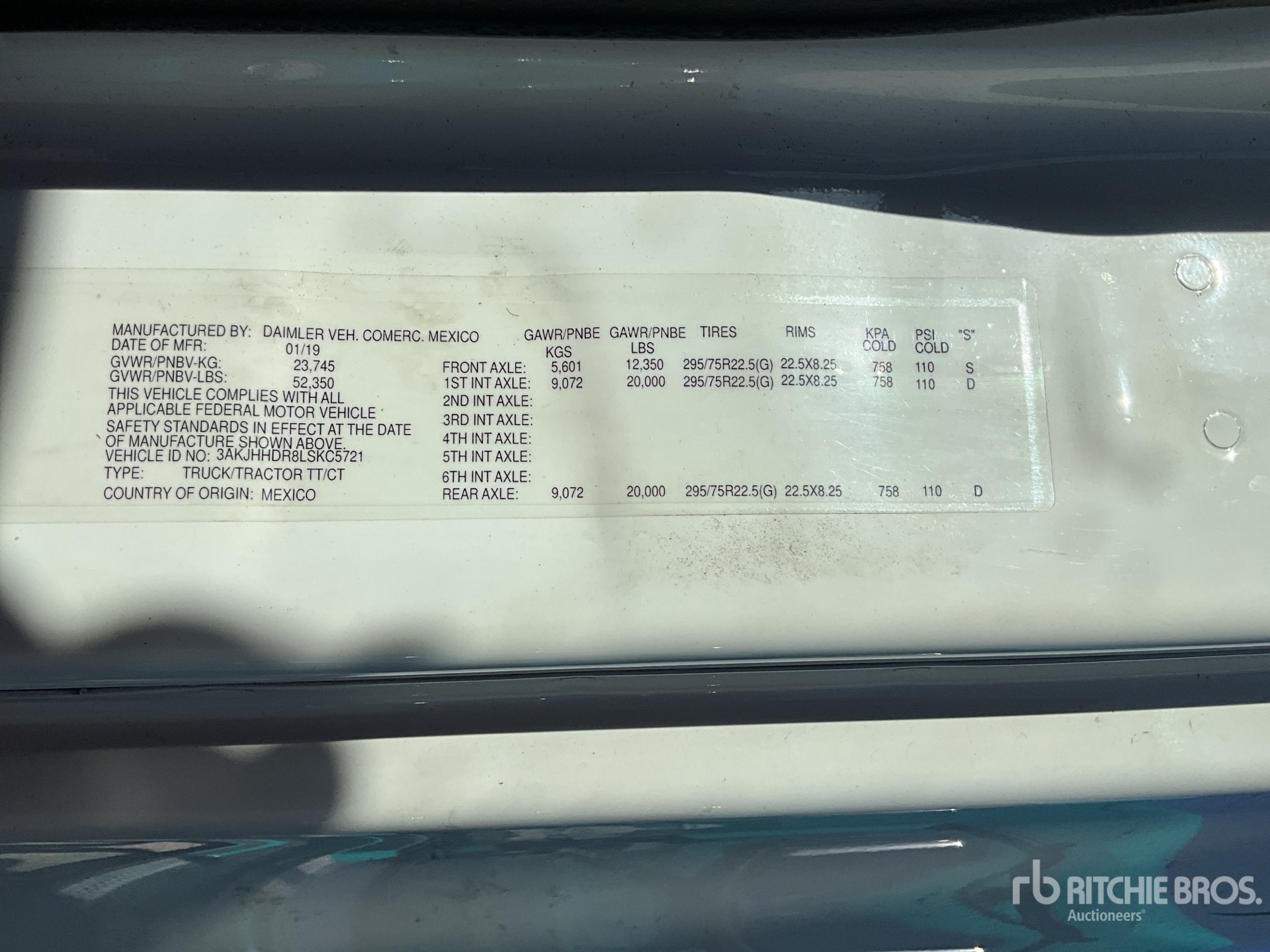 General Appearance with Serial Number / VIN