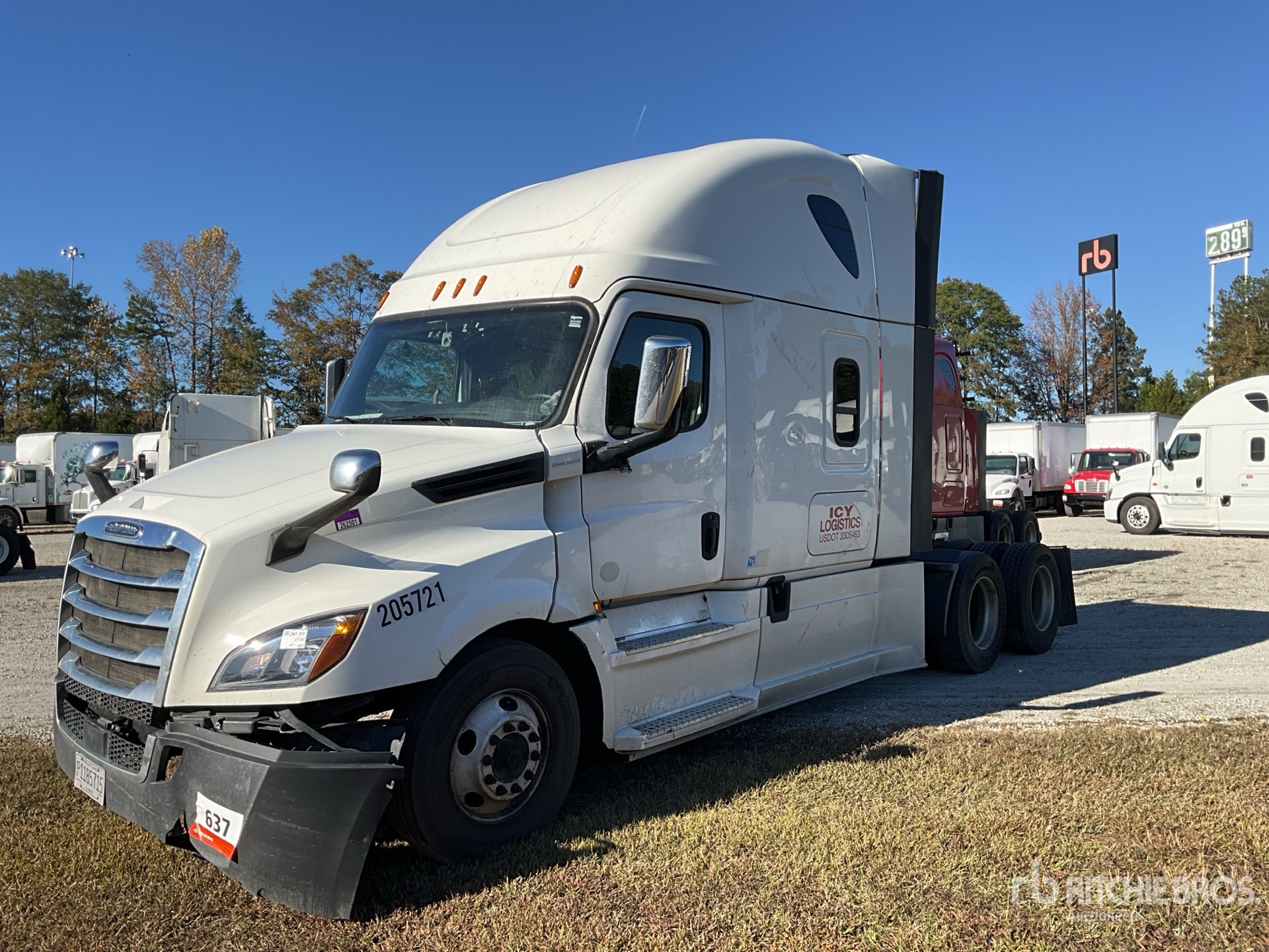 General Appearance with Picture, Left Front Corner