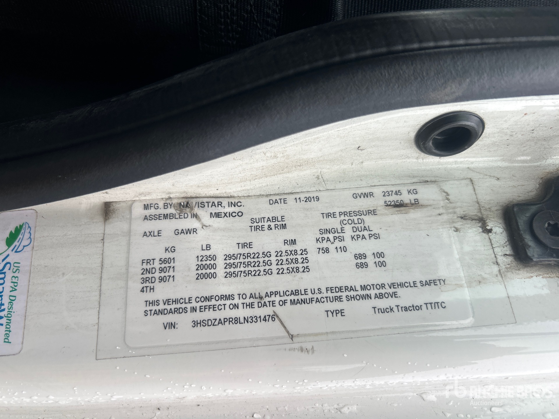 General Appearance with Serial Number / VIN