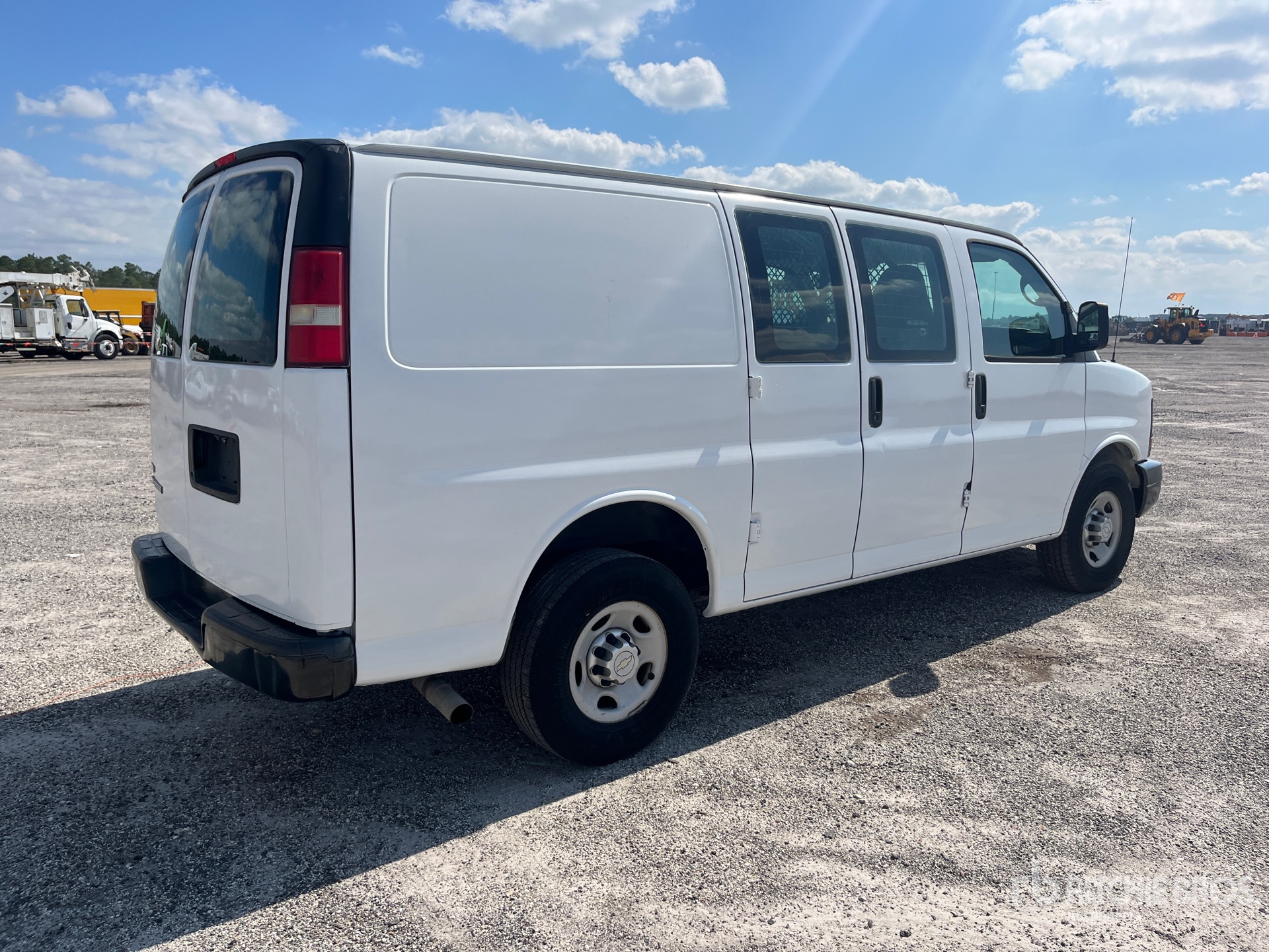 General Appearance with Image, coin arrière droit