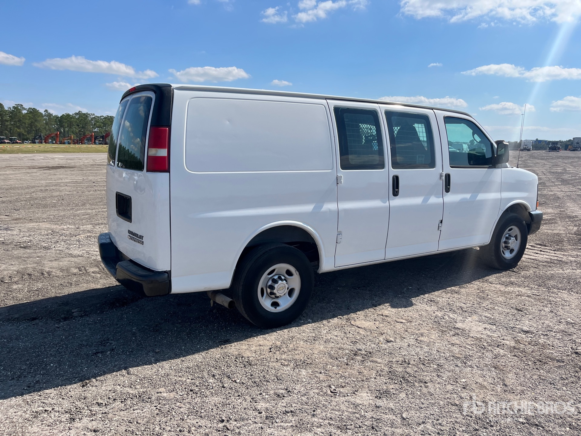 General Appearance with Picture, Right Rear Corner