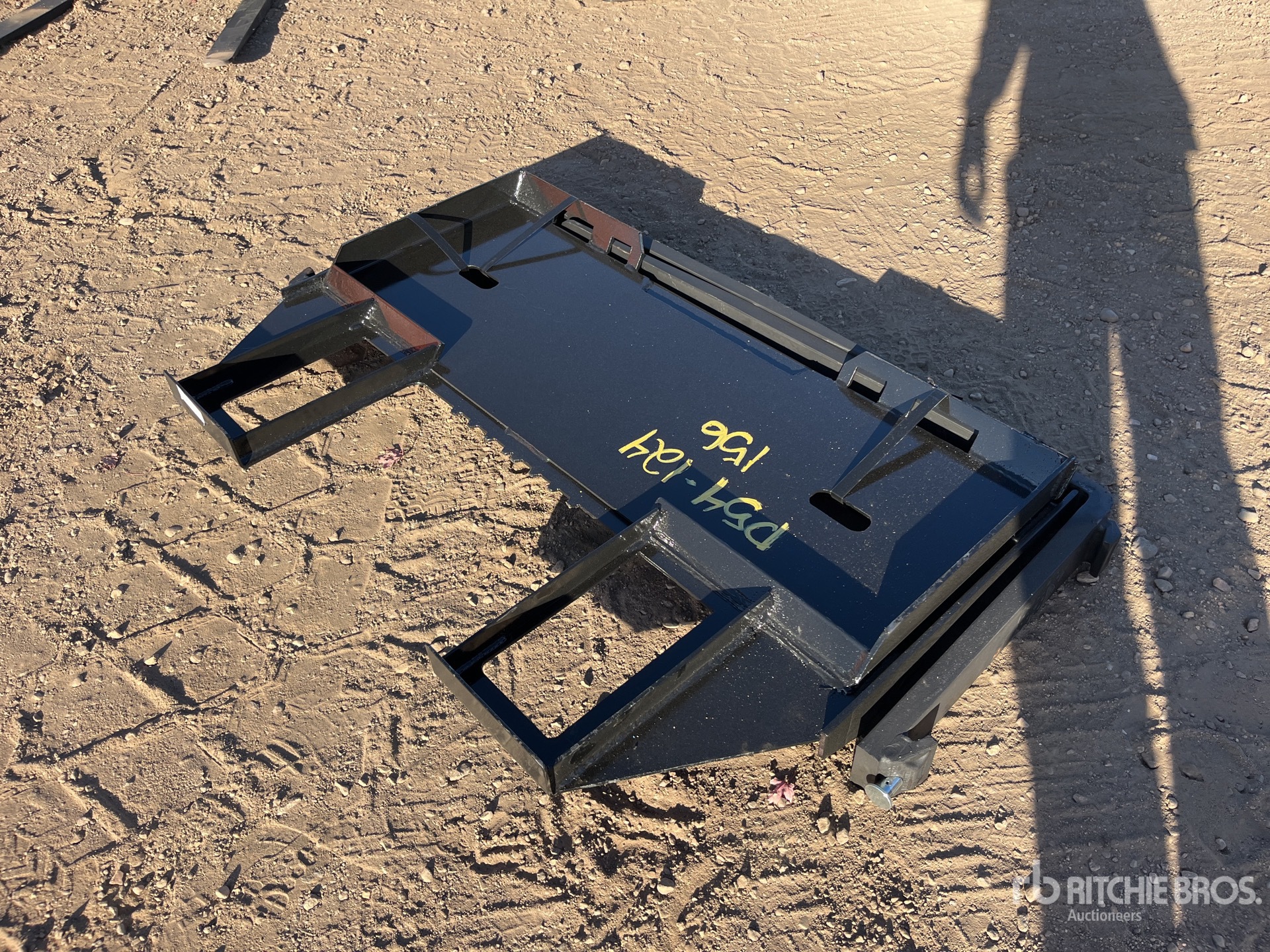 General Appearance with Bild, Ecke hinten rechts