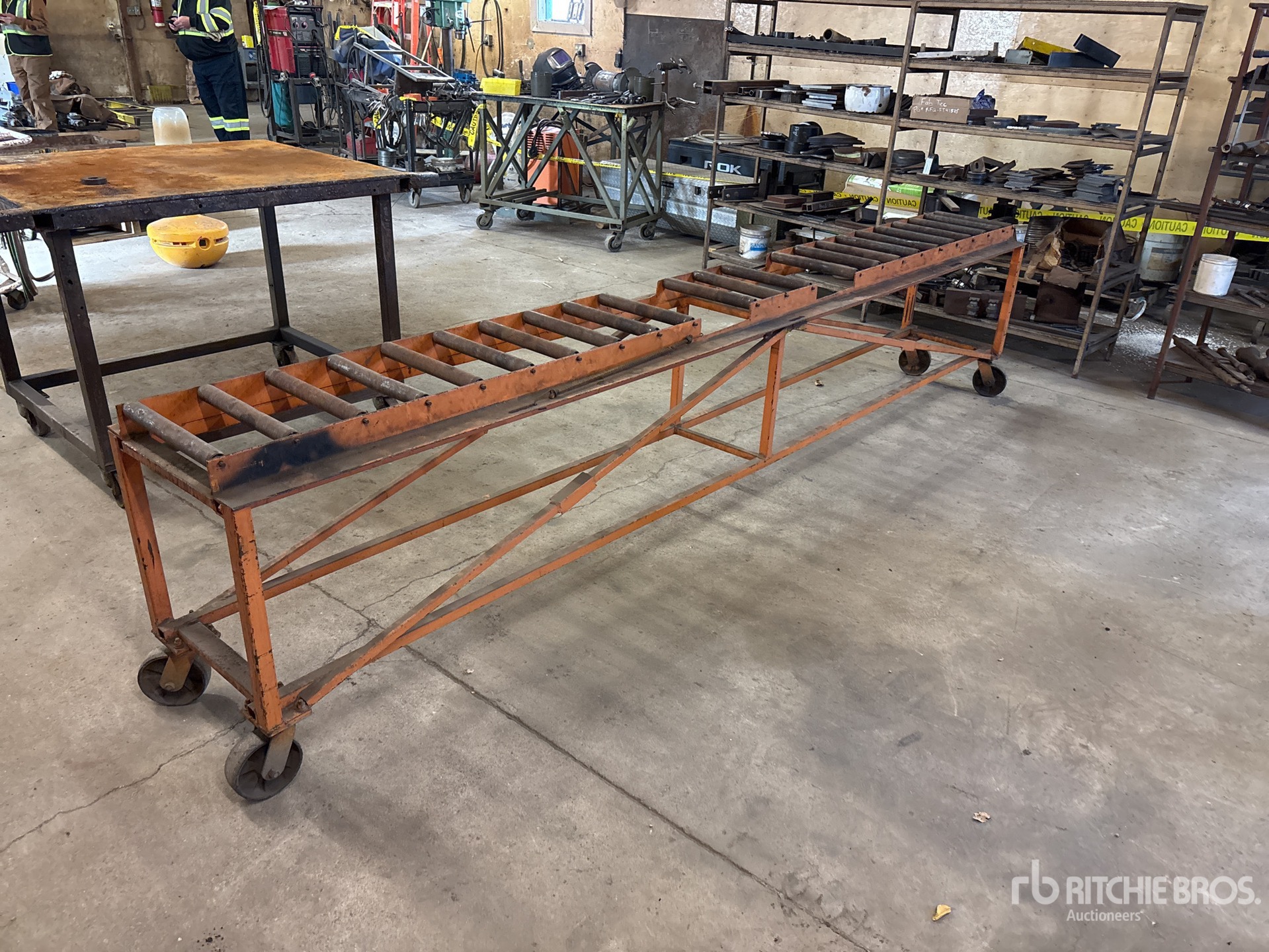 General Appearance with Foto, angolo anteriore sinistro