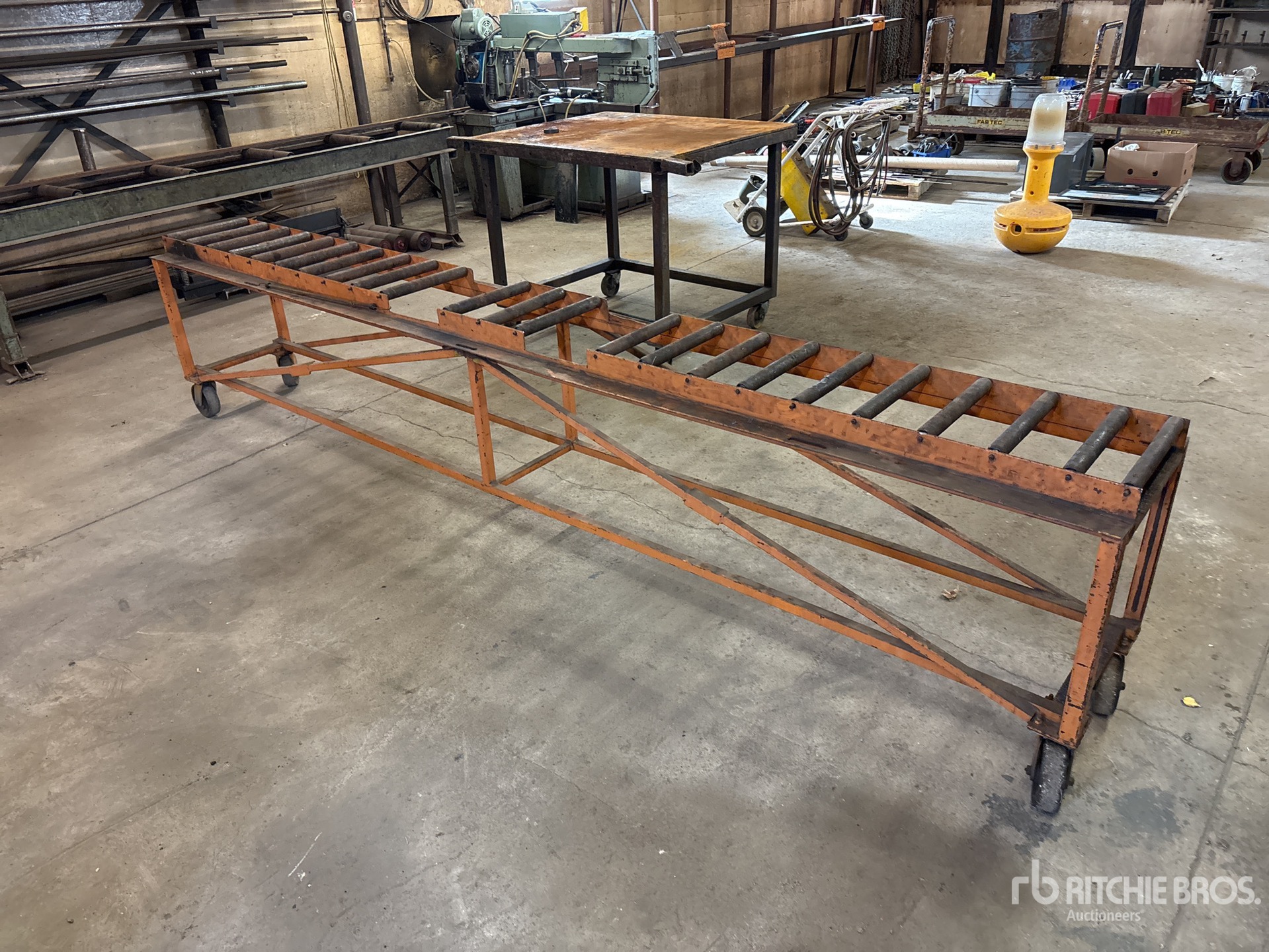 General Appearance with Foto, angolo anteriore destro