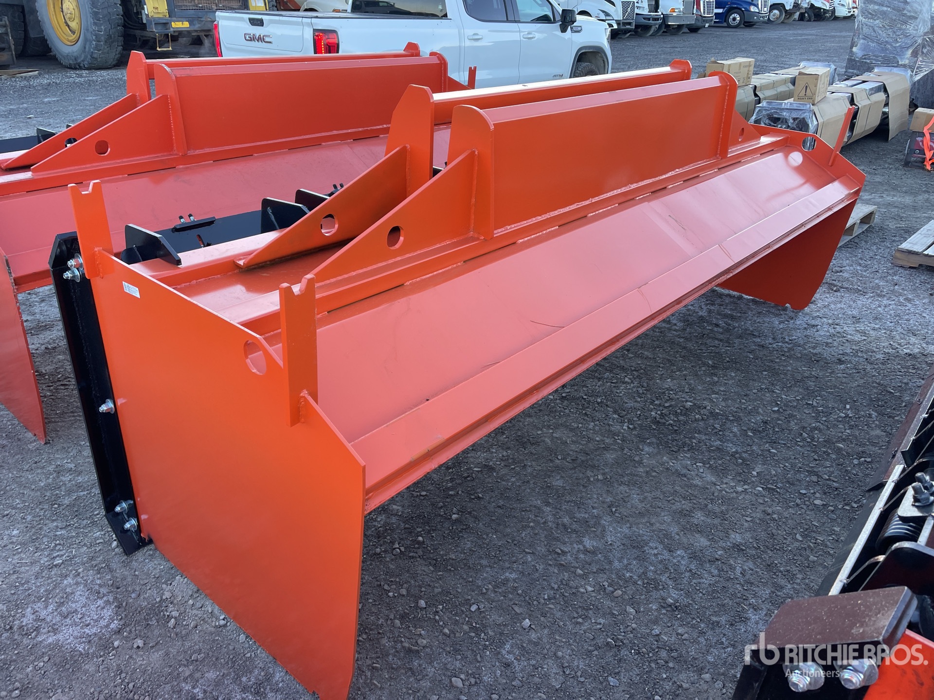 General Appearance with Bild, Ecke hinten links