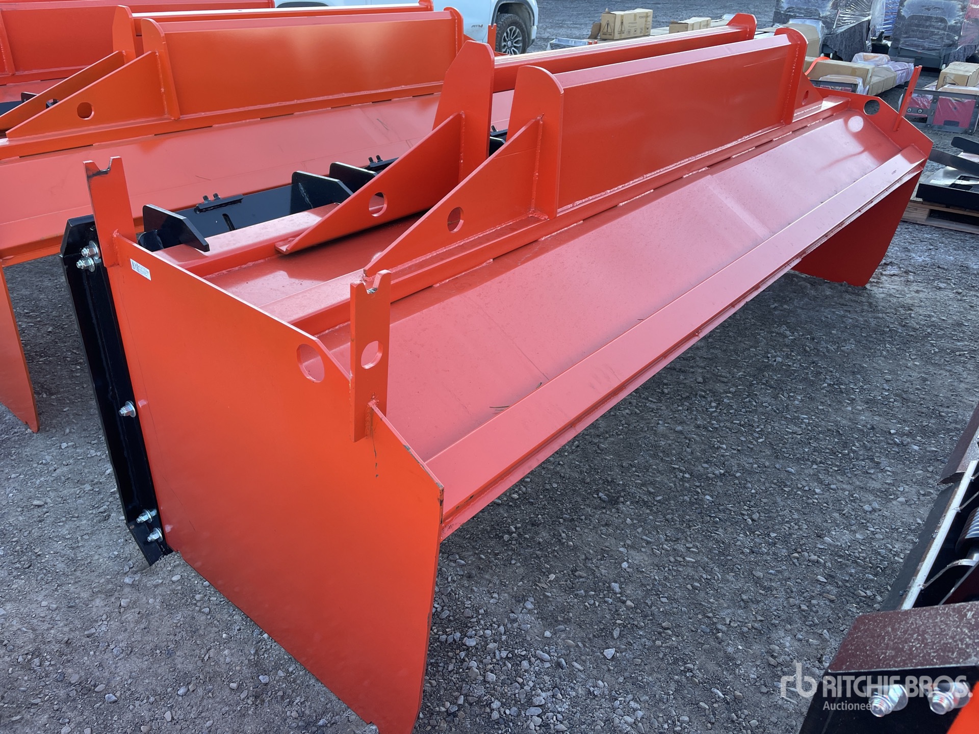 General Appearance with Bild, Ecke hinten links