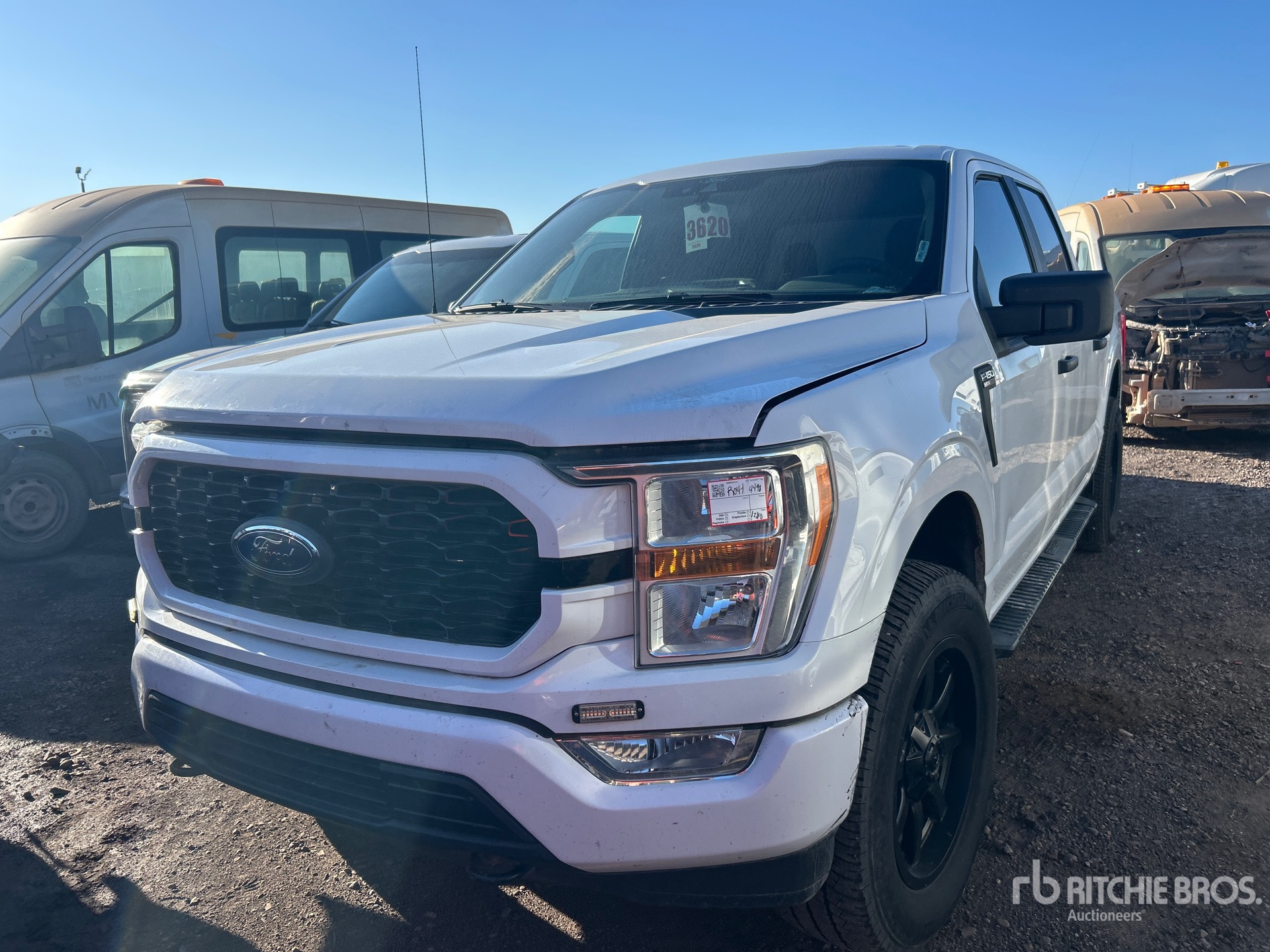 General Appearance with Picture, Left Front Corner