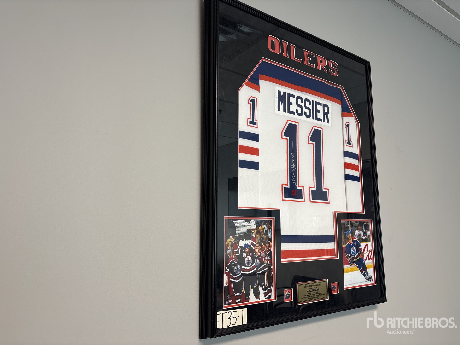 Aspect général with Image, coin avant gauche