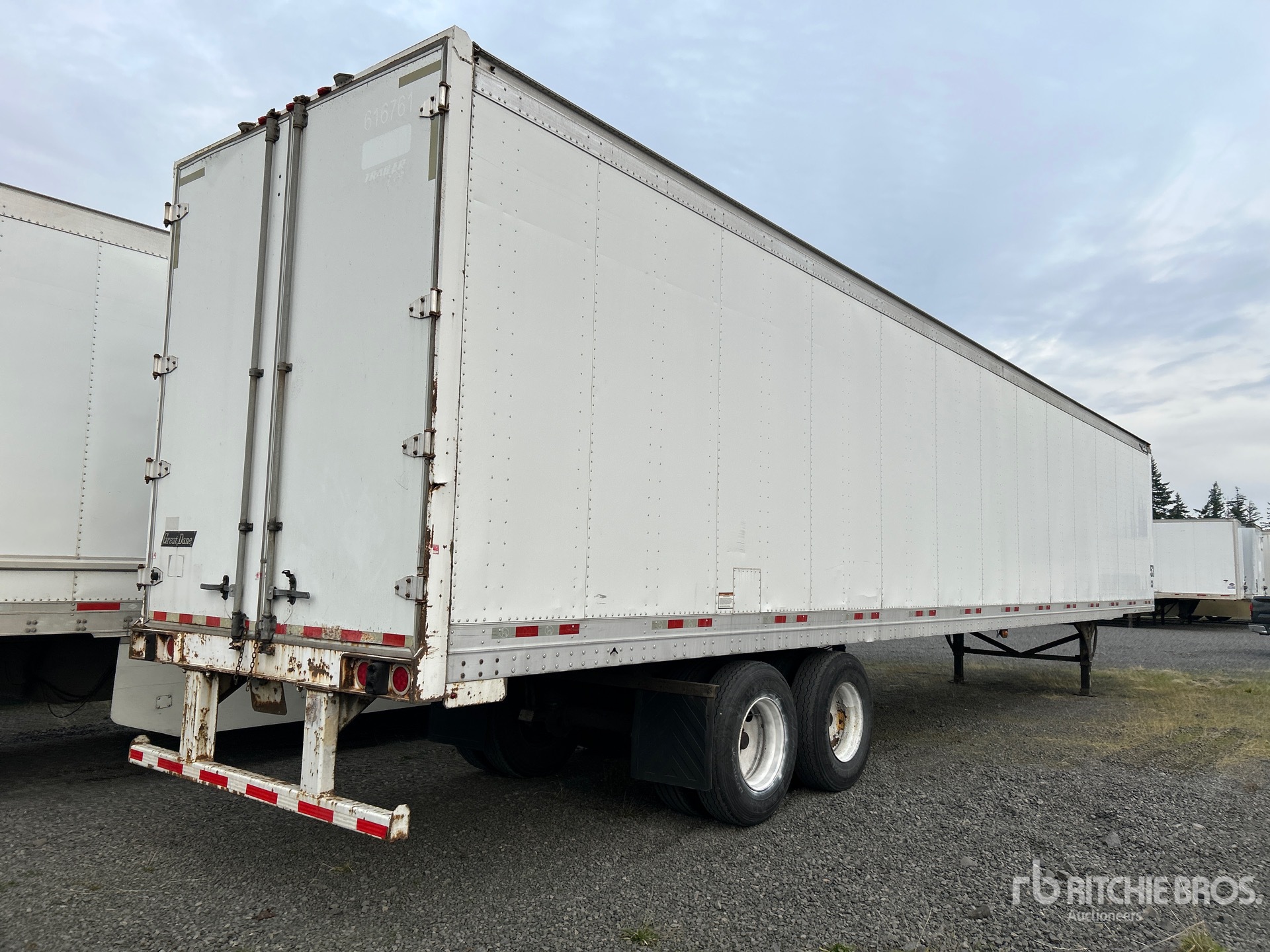 General Appearance with Bild, Ecke hinten rechts