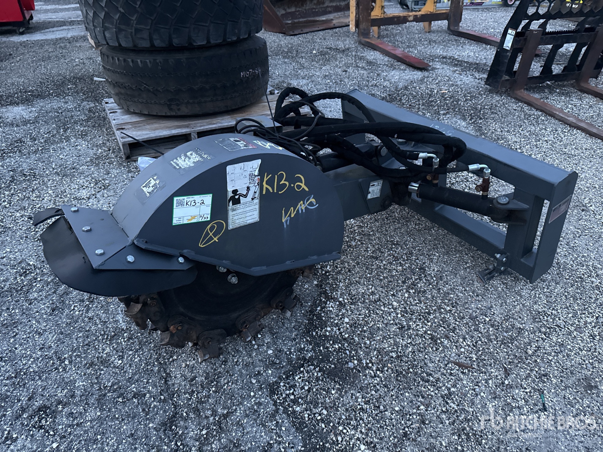 General Appearance with Picture, Left Front Corner