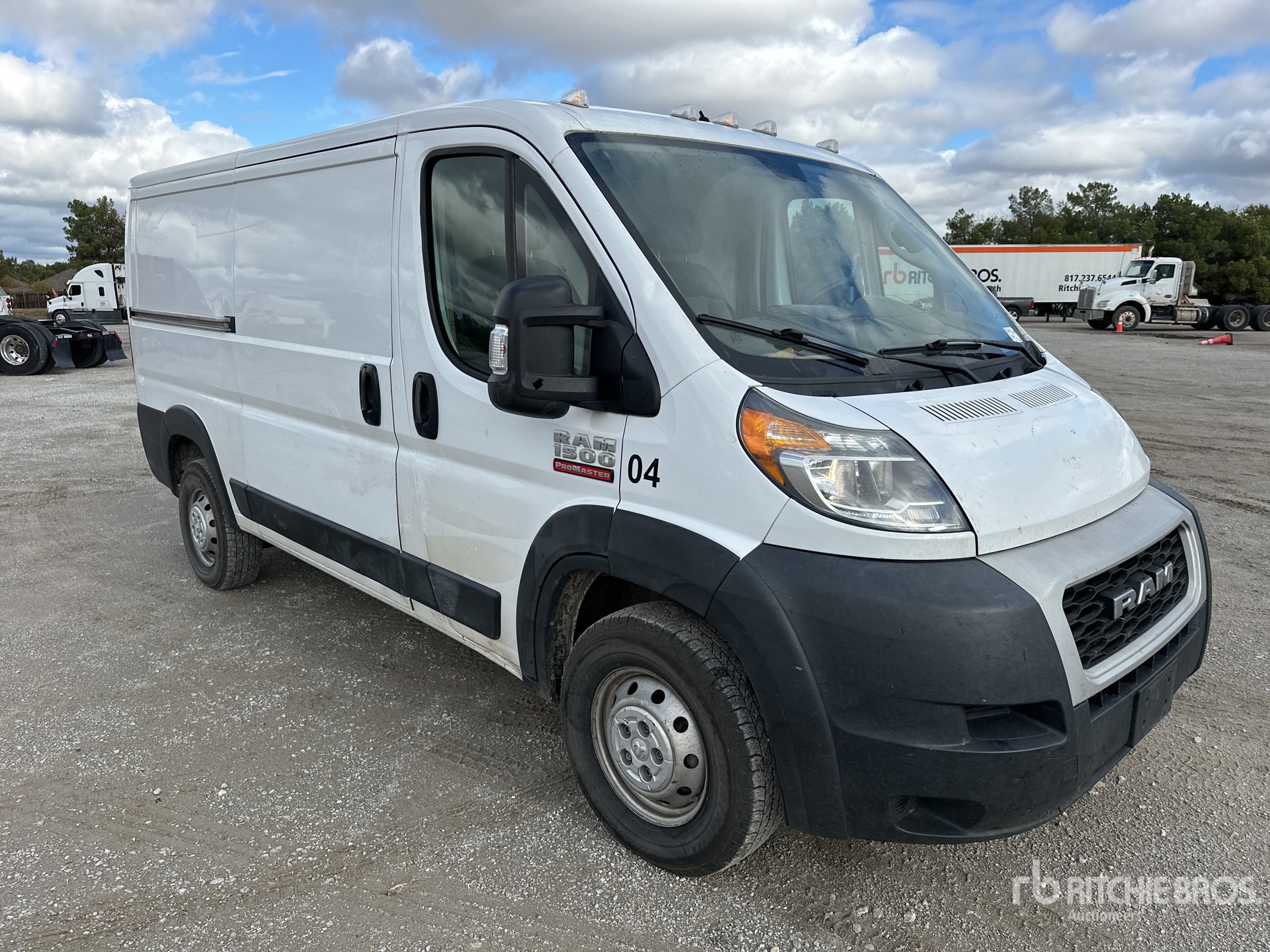 General Appearance with Picture, Right Front Corner
