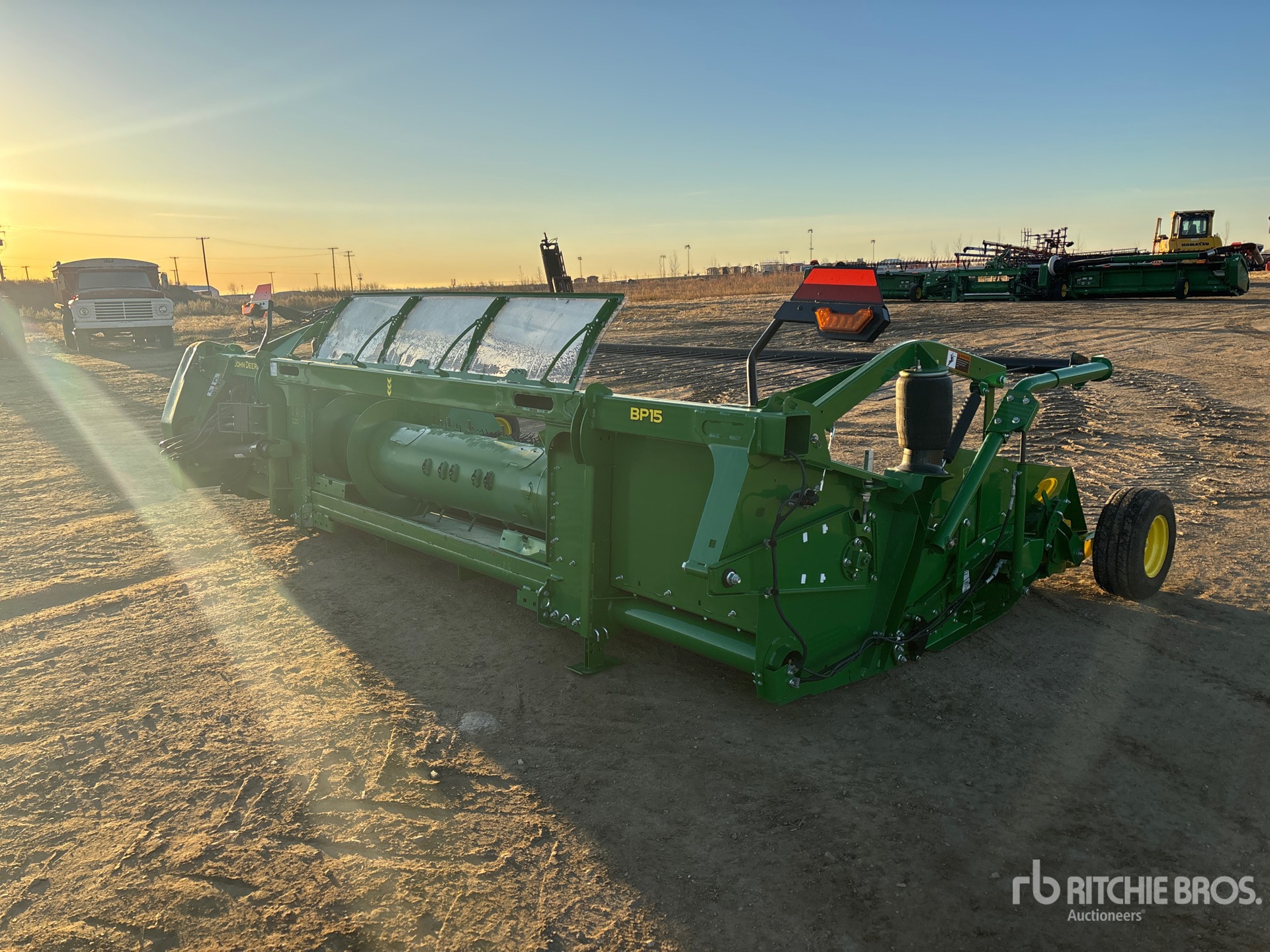 General Appearance with Bild, Ecke hinten rechts