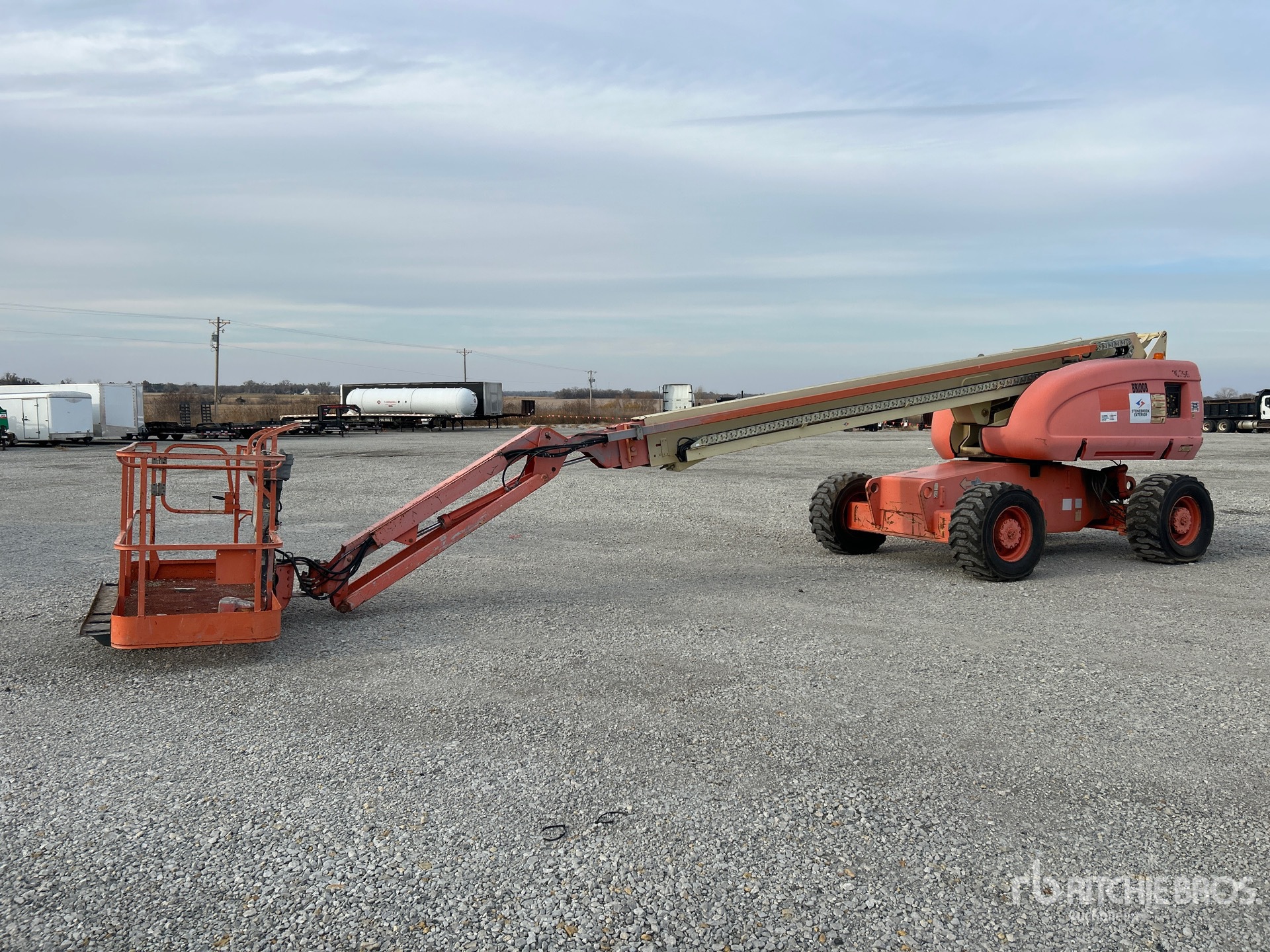 General Appearance with Featured Photo