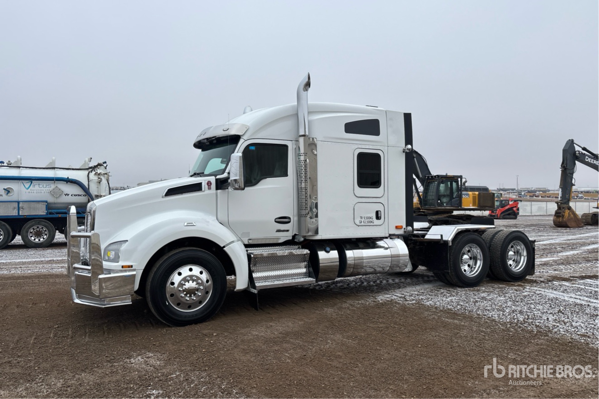 General Appearance with Picture, Left Front Corner