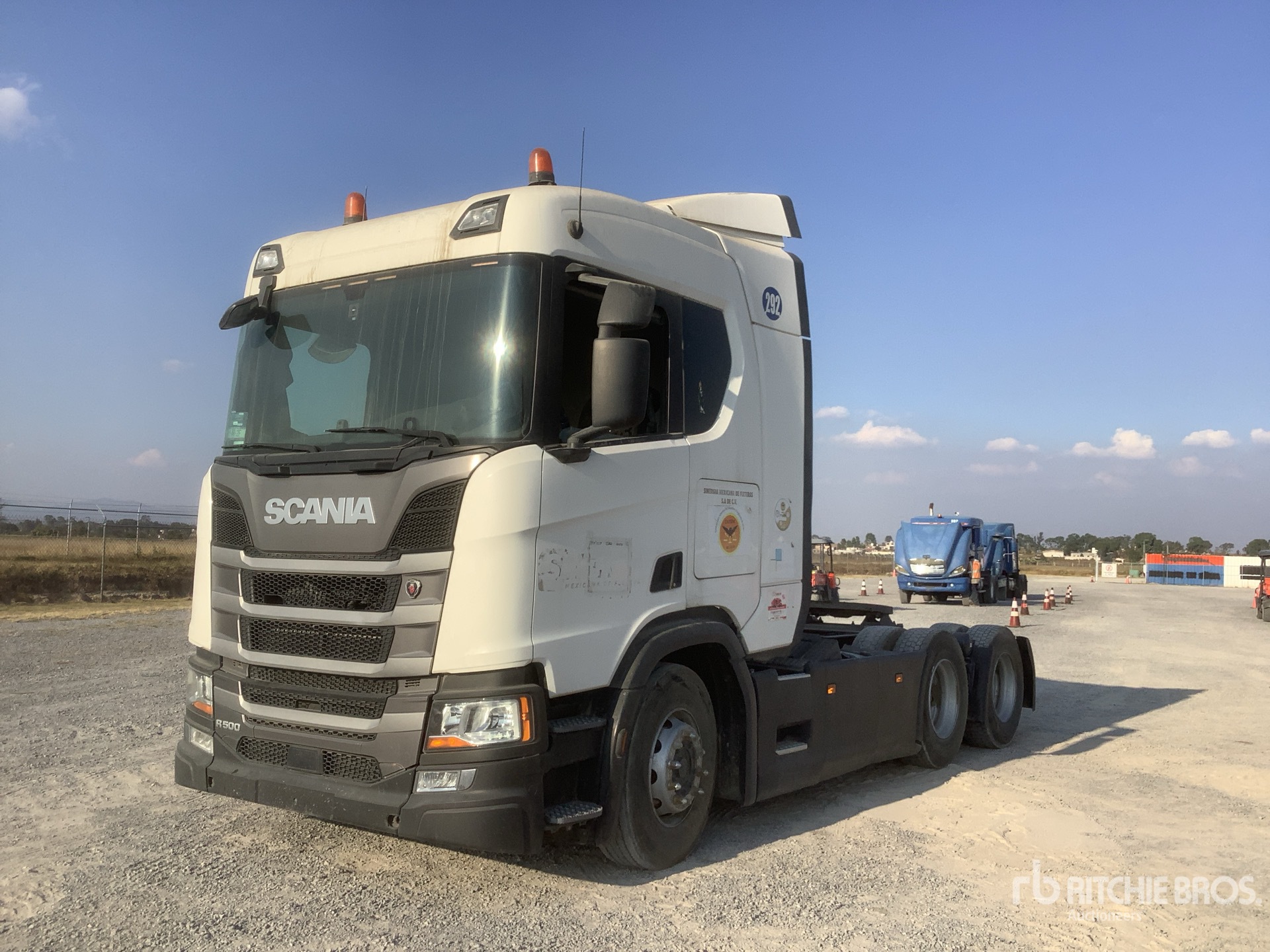 General Appearance with Featured Photo