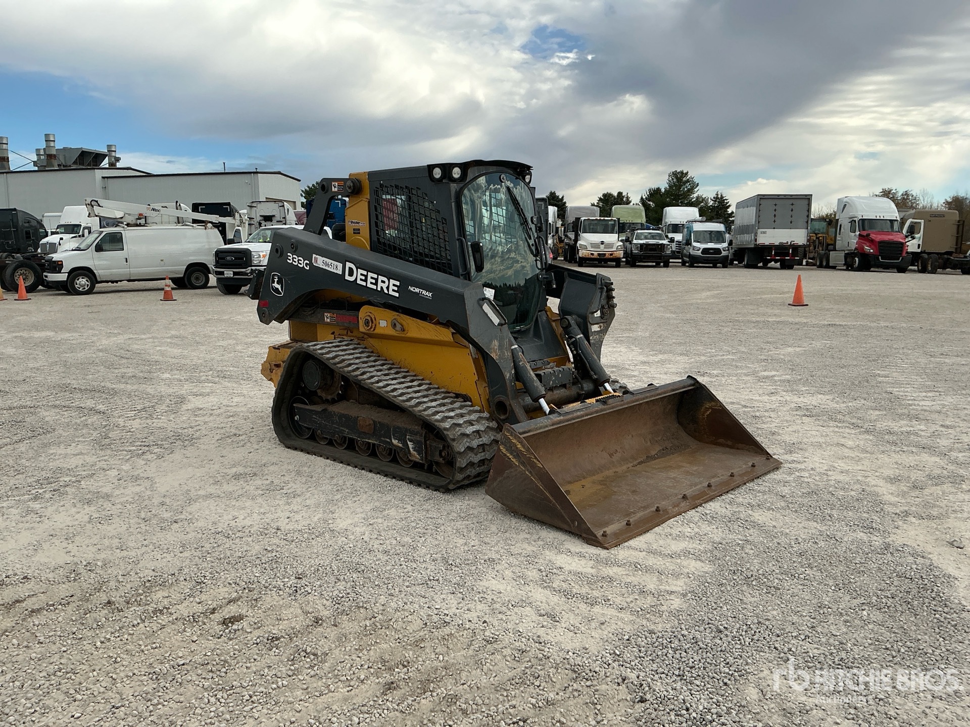 General Appearance with Picture, Right Front Corner