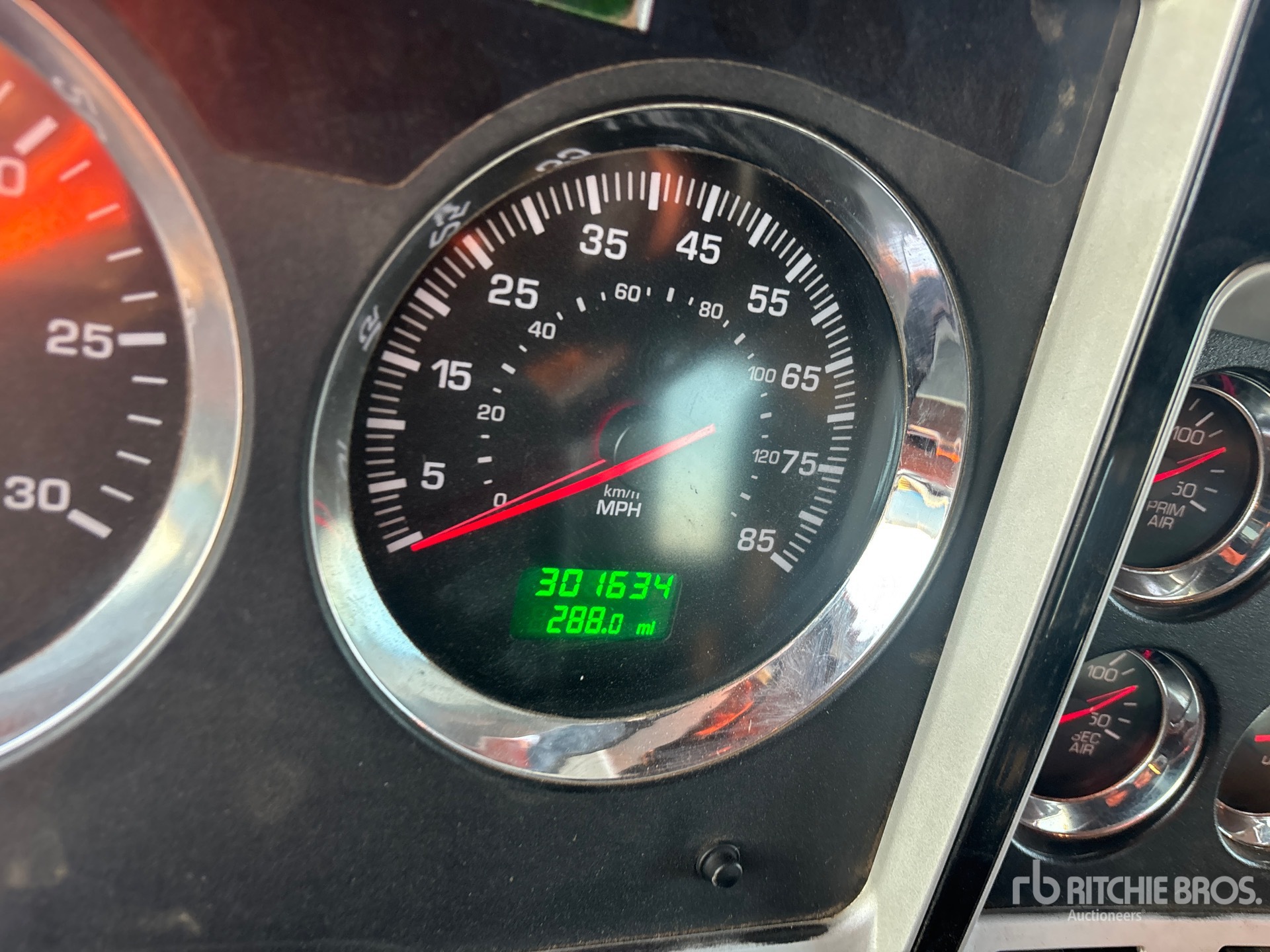 General Appearance with Hour Meter / Odometer