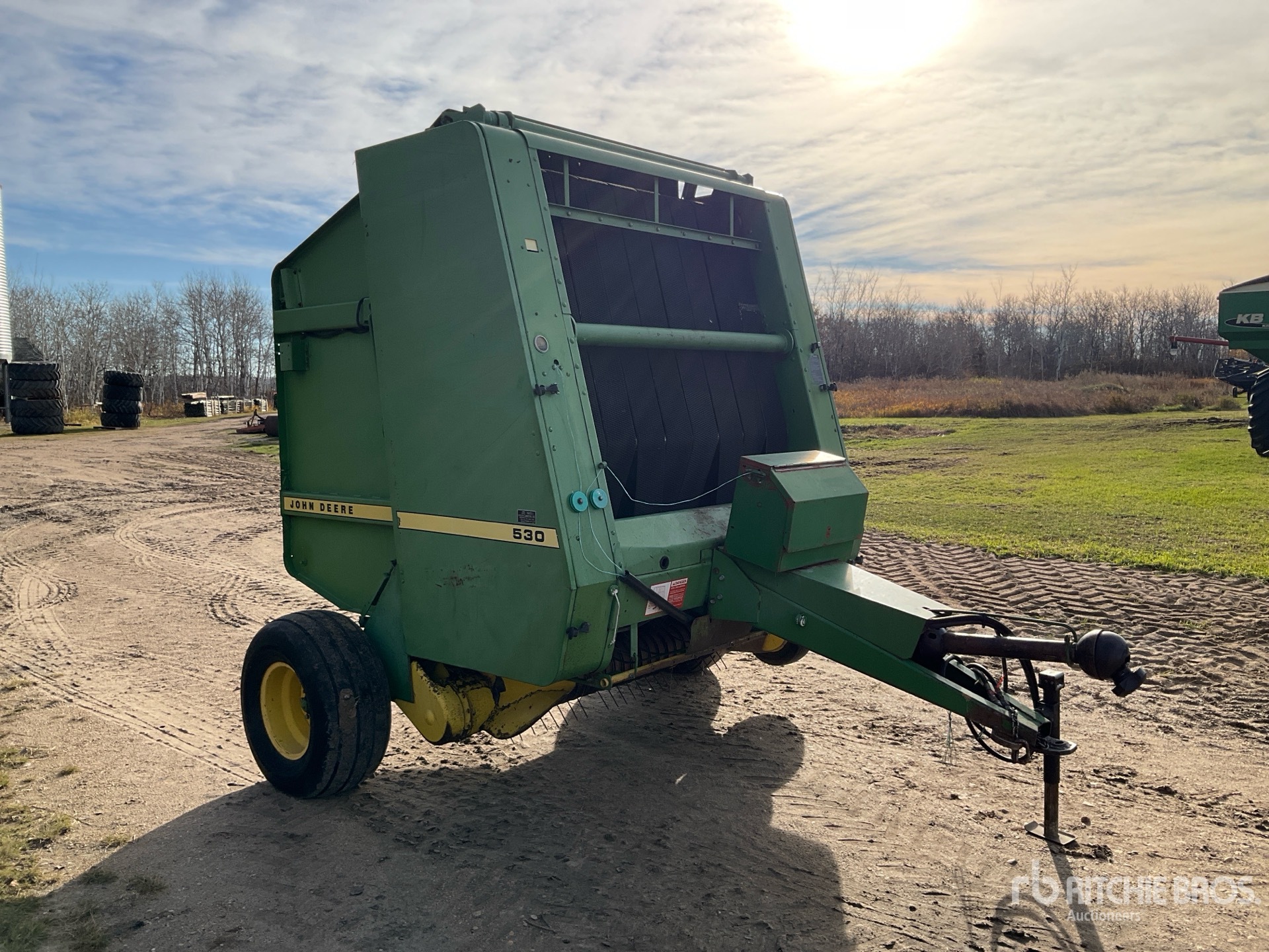 General Appearance with Picture, Right Front Corner