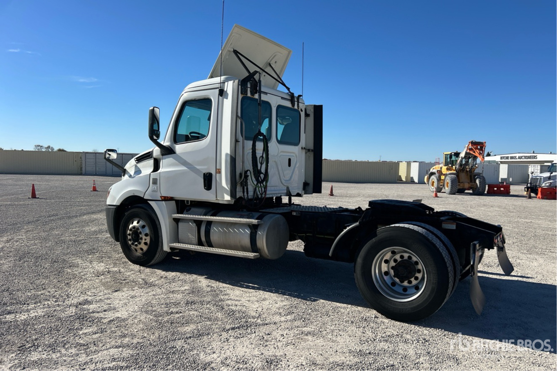 General Appearance with Image, coin arrière gauche