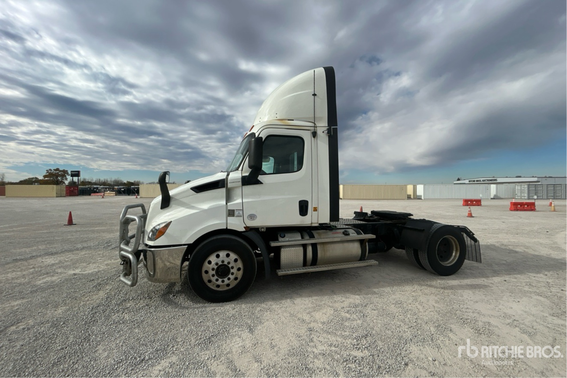 General Appearance with Picture, Left Front Corner