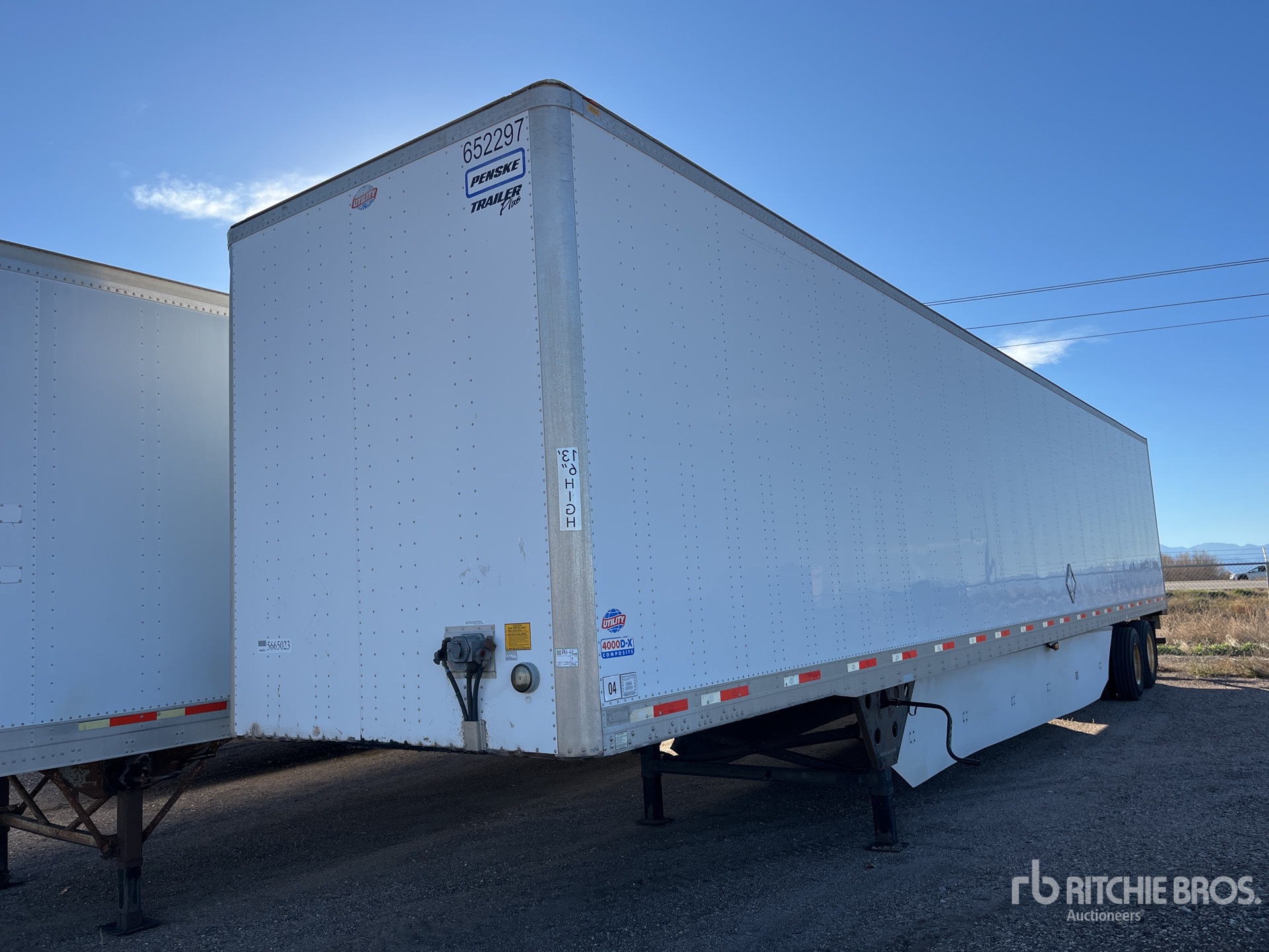 General Appearance with Imagen: esquina delantera izquierda