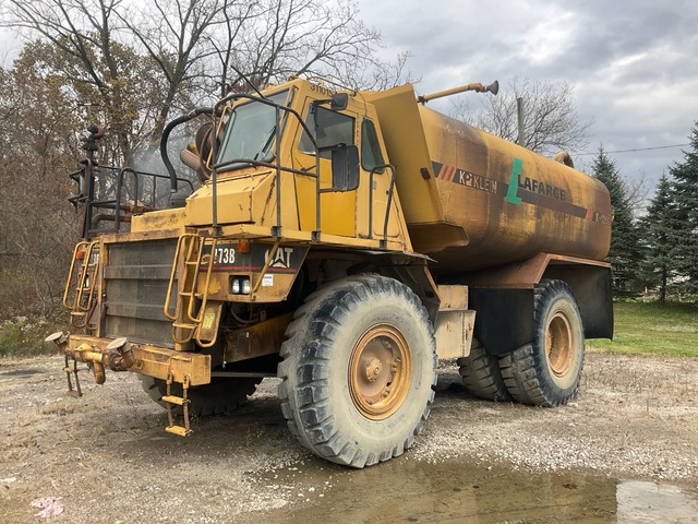 1994 Cat 773B Off-Highway Rigid Water Truck