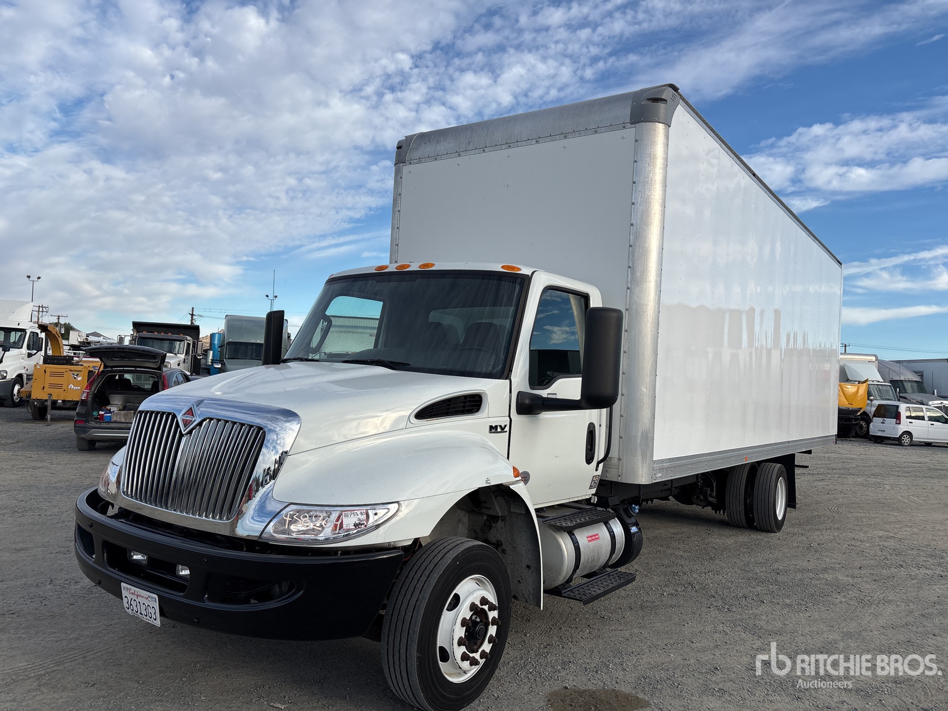 General Appearance with Featured Photo