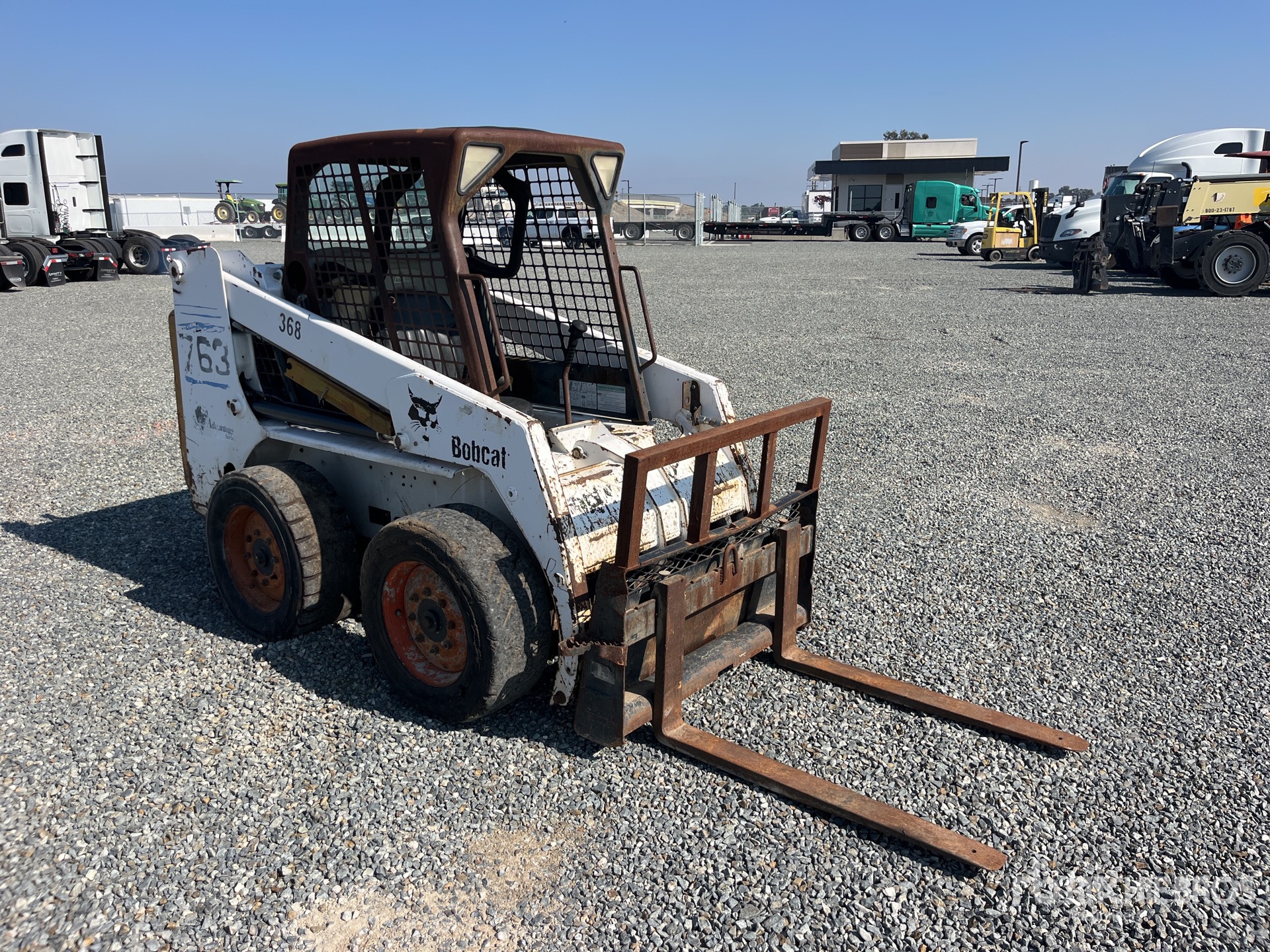 General Appearance with Foto, angolo anteriore destro