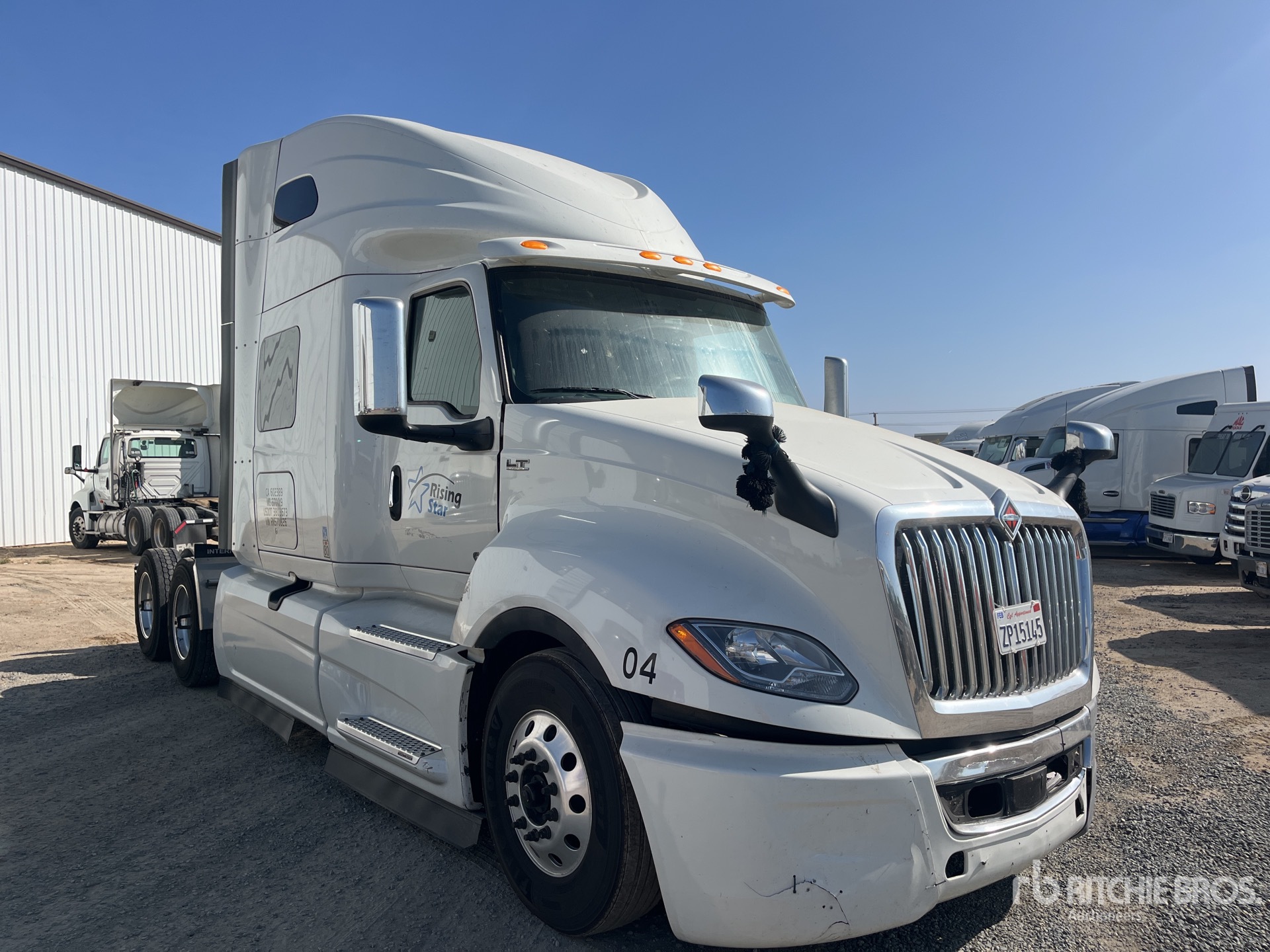 General Appearance with Picture, Right Front Corner