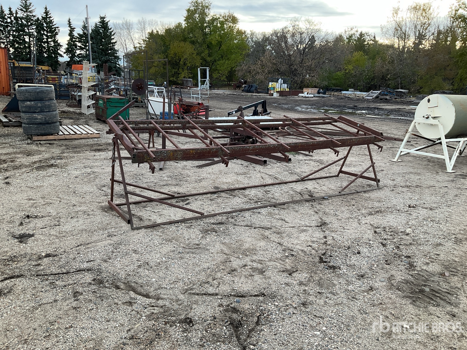 General Appearance with Foto, angolo anteriore sinistro