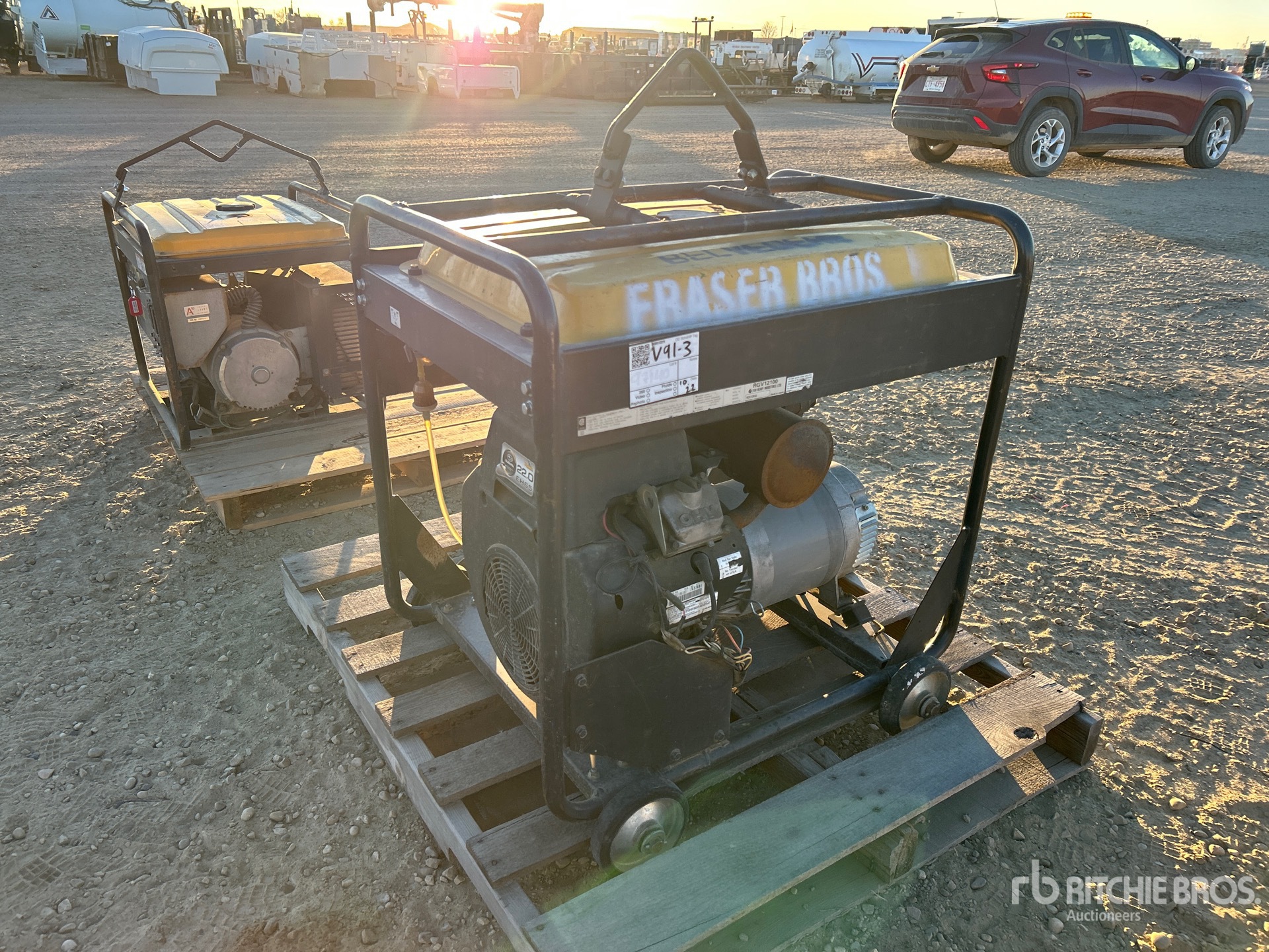 General Appearance with Picture, Left Rear Corner