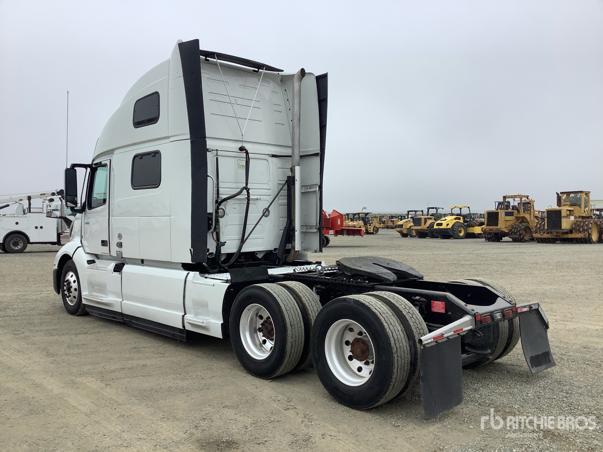 Aspect général with Image, coin arrière gauche