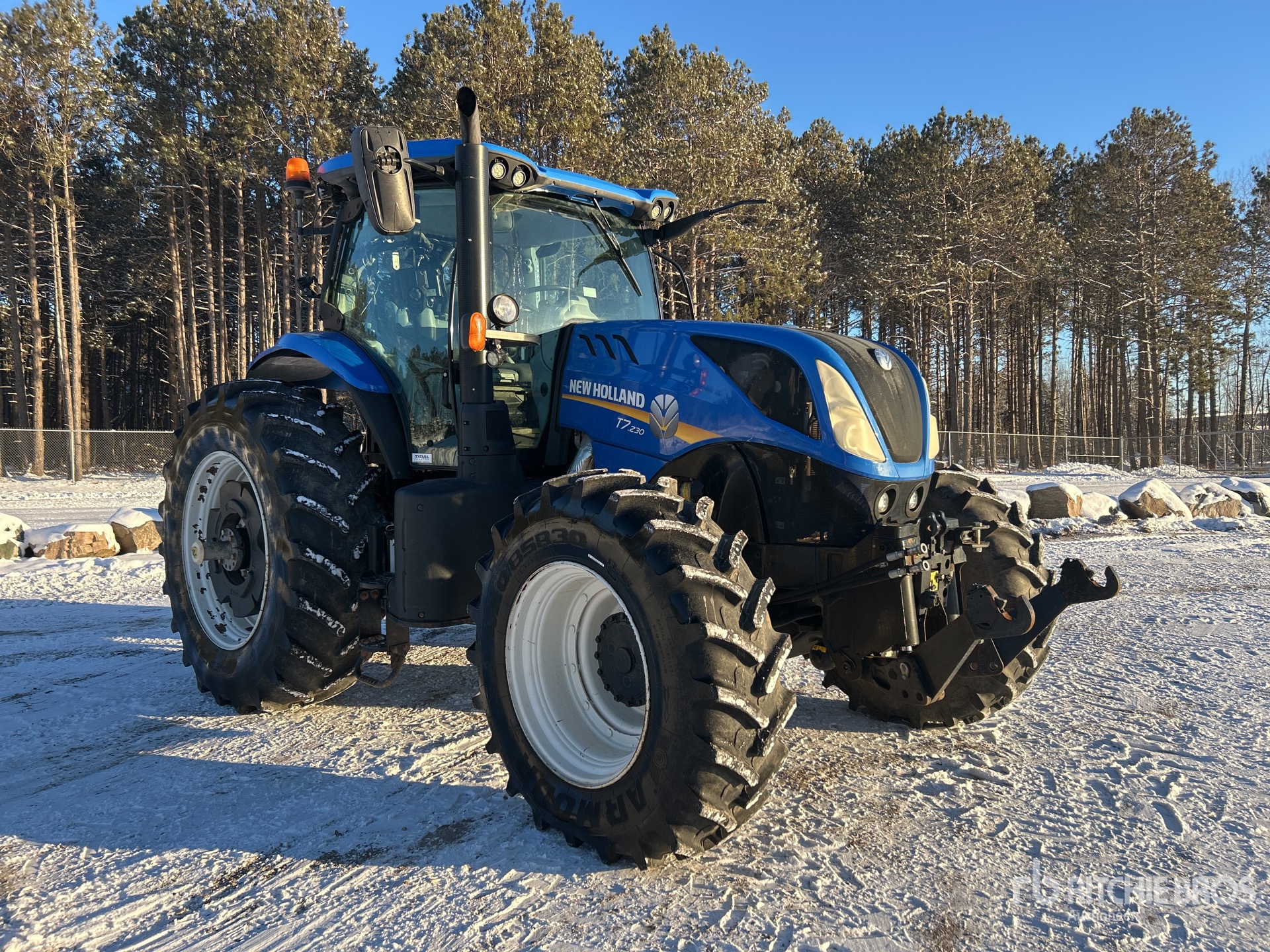 General Appearance with Picture, Right Front Corner